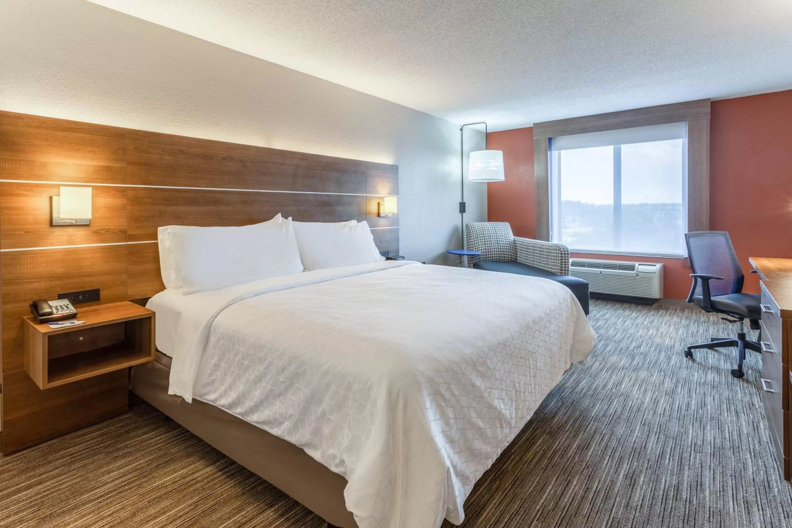 King Room - Mobility Access/Hearing Accessible in Holiday Inn Express & Suites O'Fallon-Shiloh by IHG