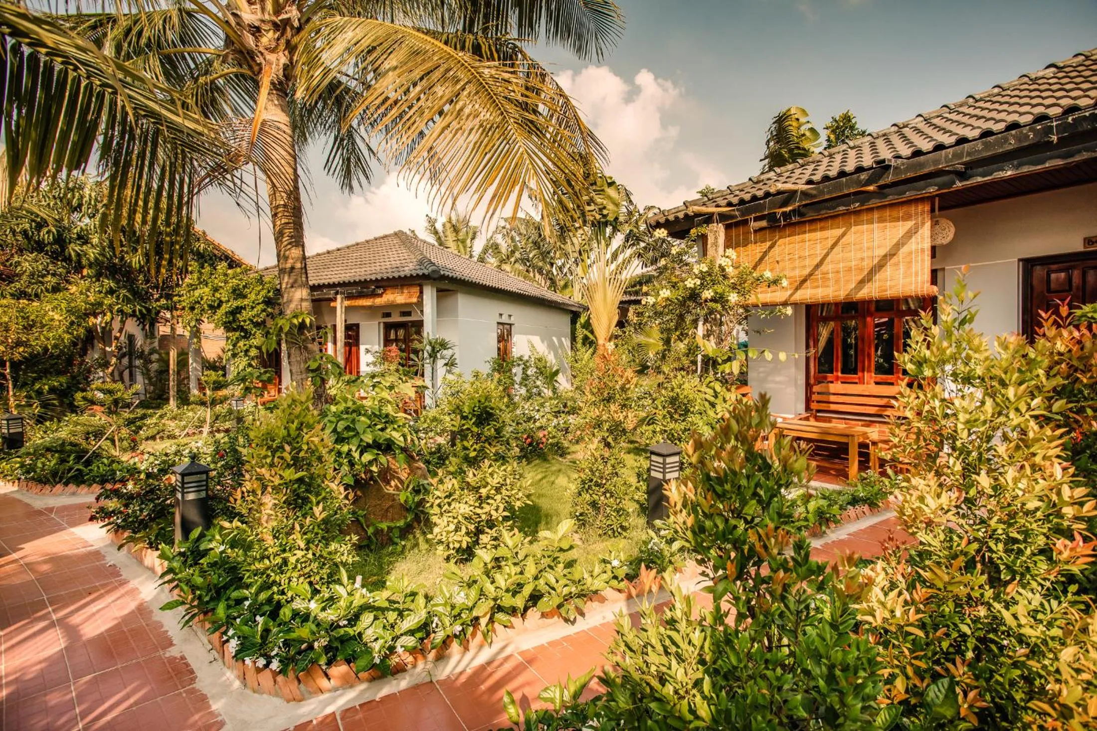 Family Room with Pool View in Palm Hills Resort