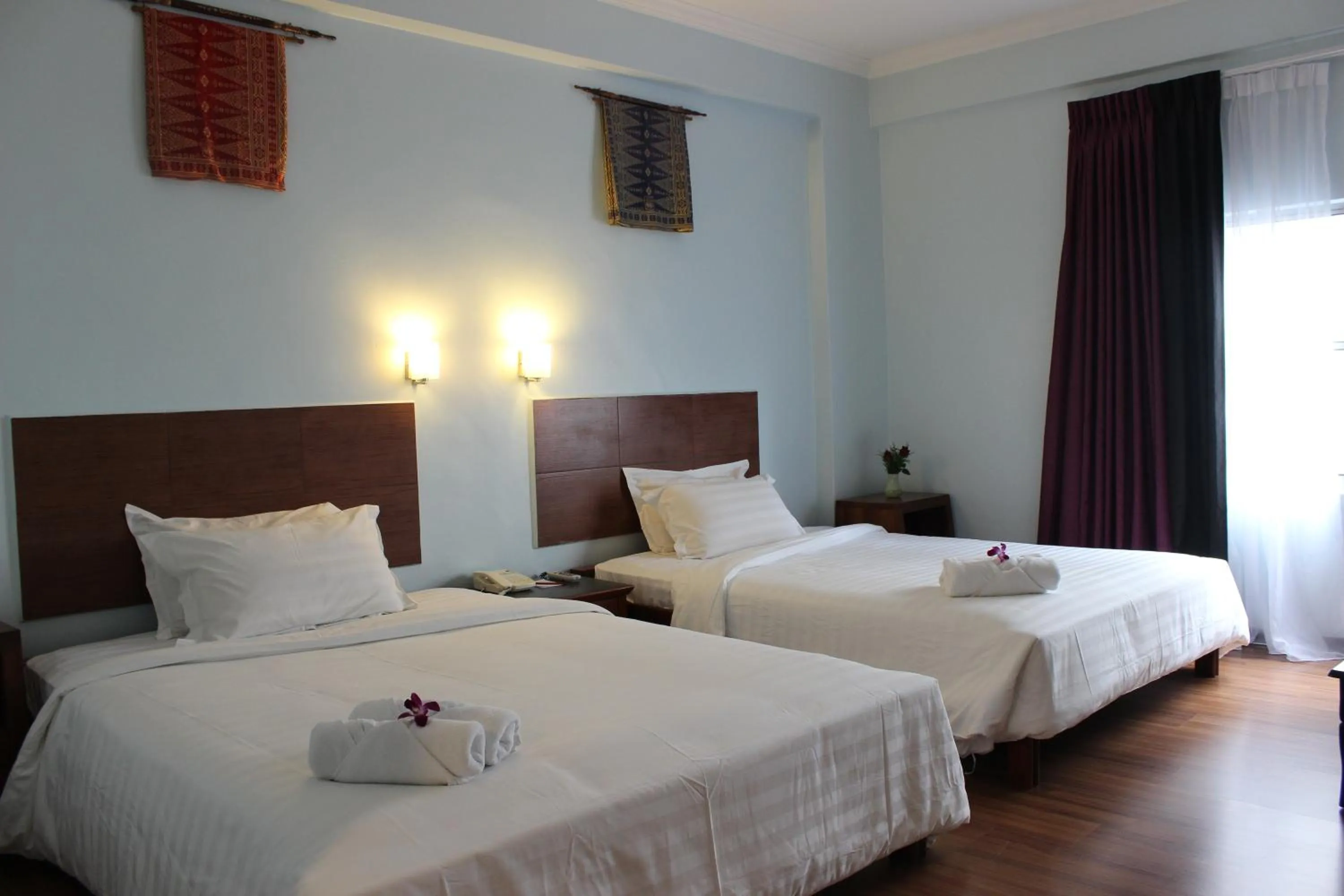 Deluxe Family Room in Hotel Maluri