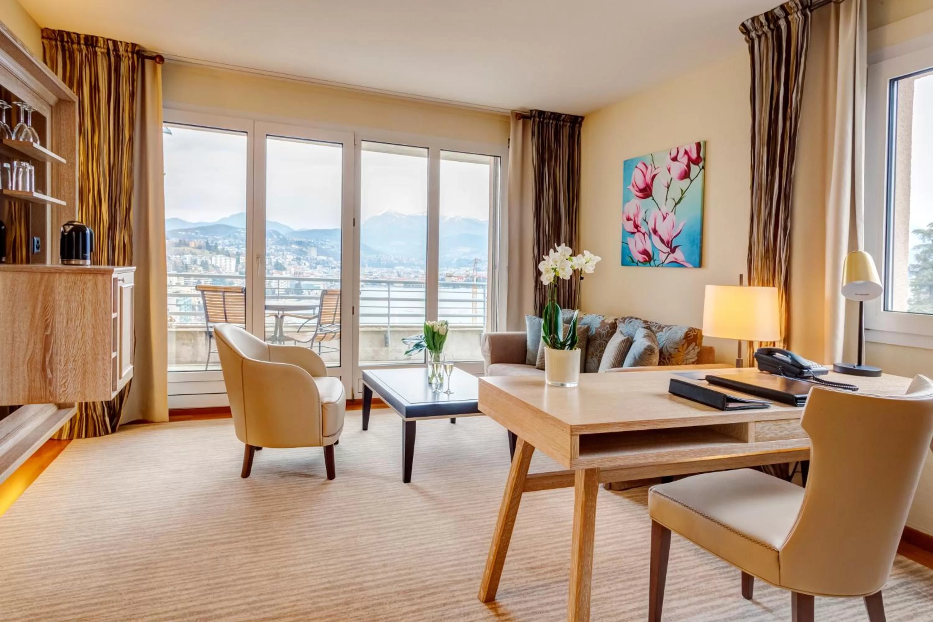 Suite with Lake View in Suitenhotel Parco Paradiso
