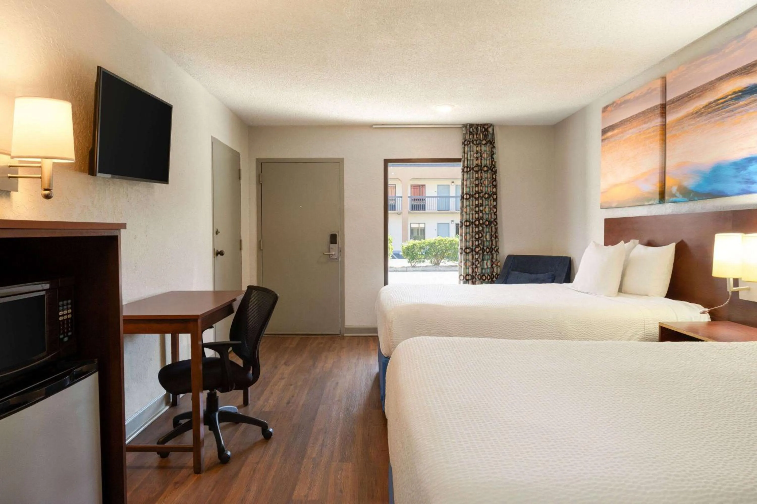 Queen Room with Two Queen Beds - Non-Smoking in Days Inn by Wyndham Dillon