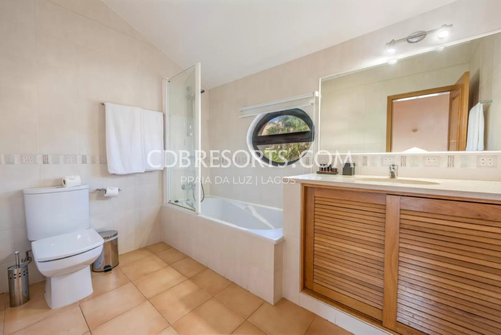 Duplex One-Bedroom Apartment in Estrela da Luz Resort