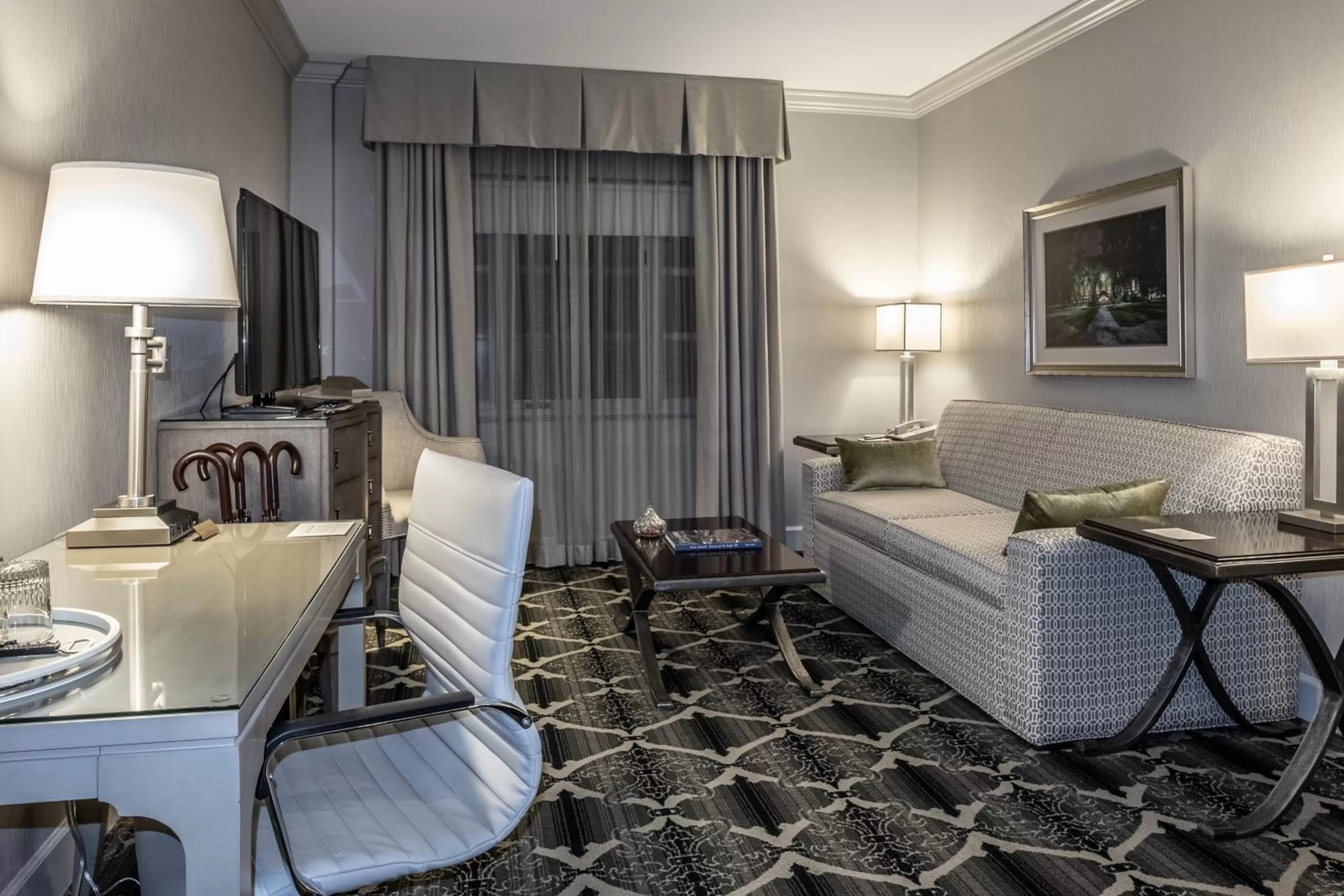 One-Bedroom Suite in Bell Tower Hotel