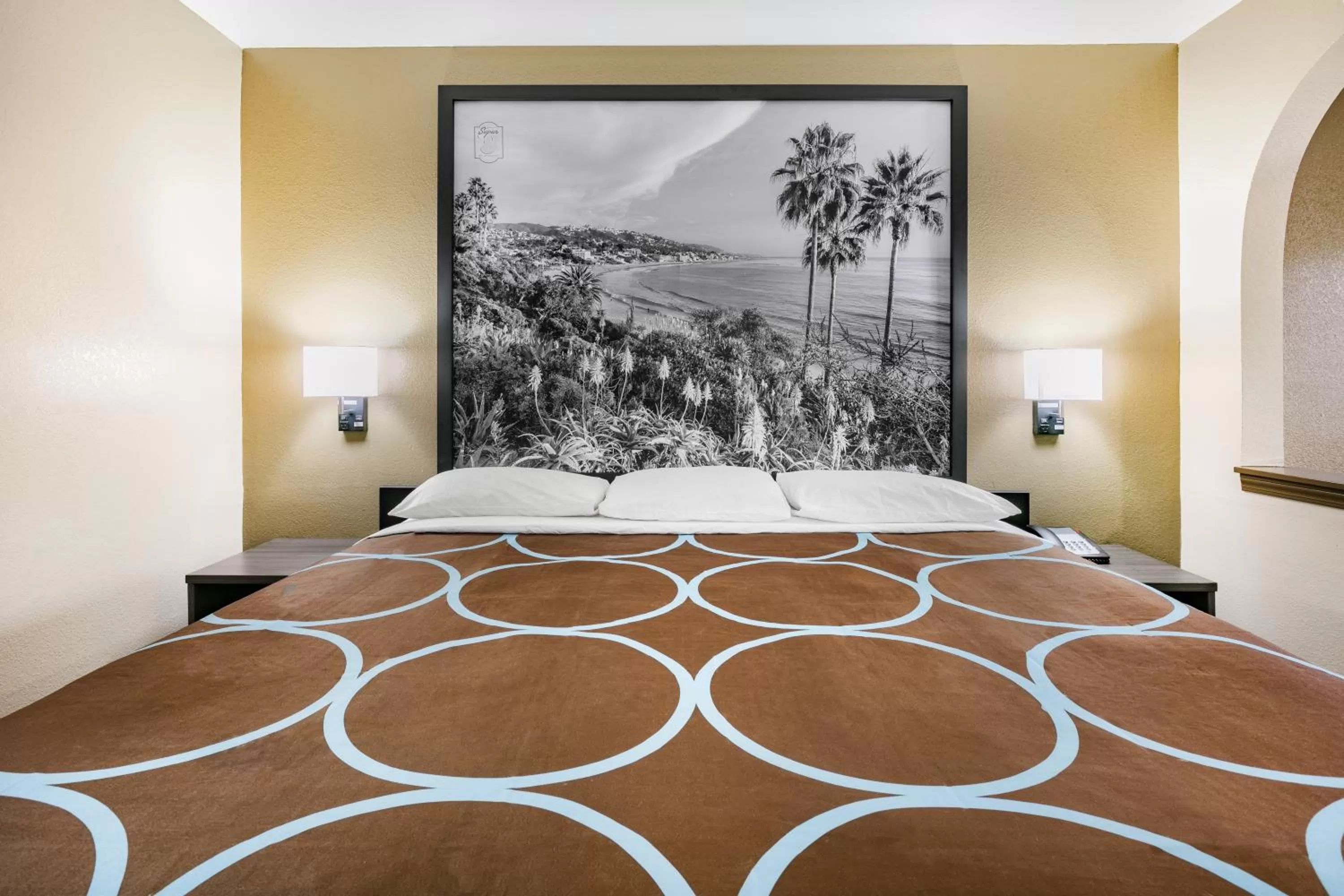 King Room - Non-Smoking in Super 8 by Wyndham Moss Point