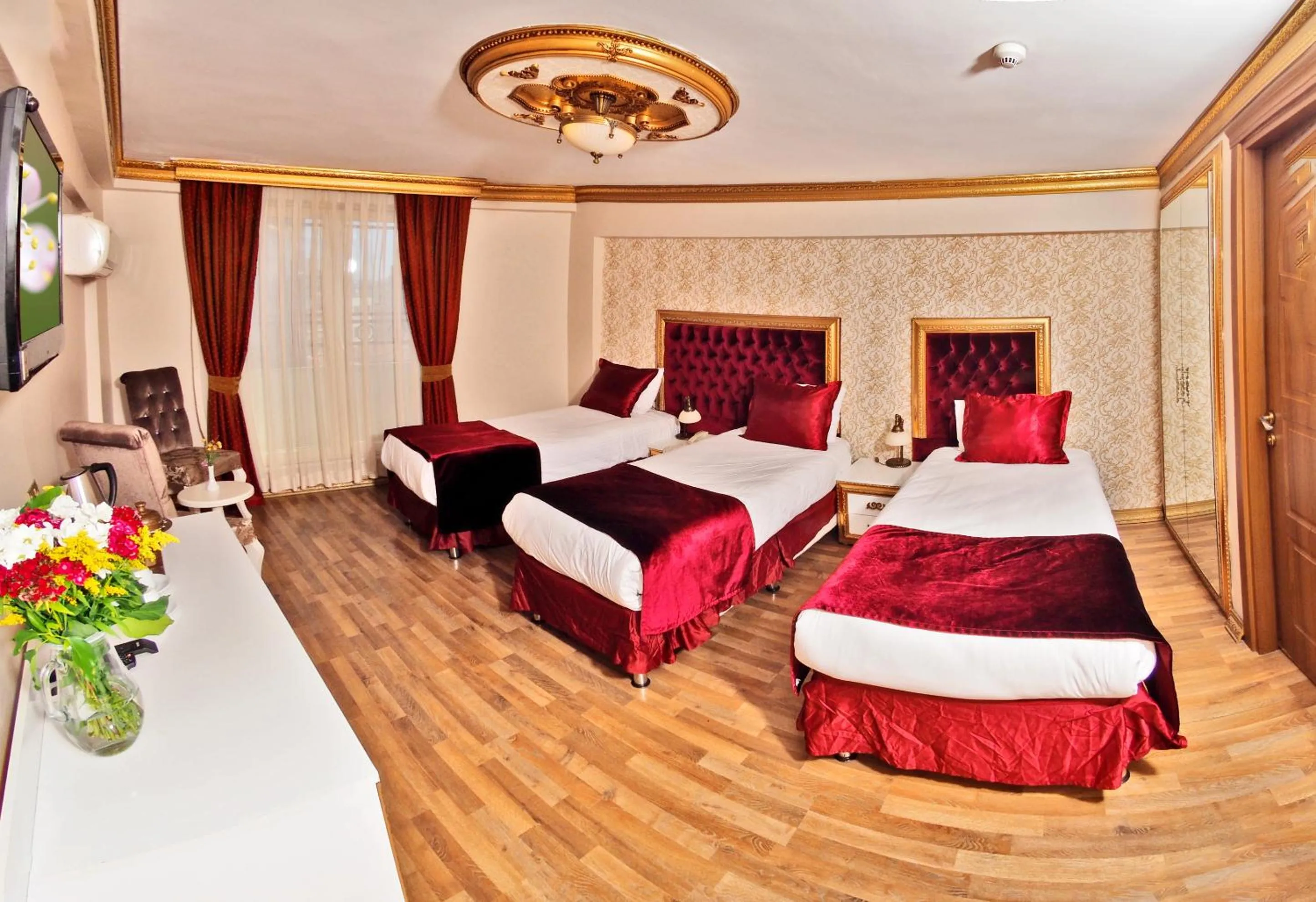 Standard triple Room with Hammam in Marmara Deluxe Hotel