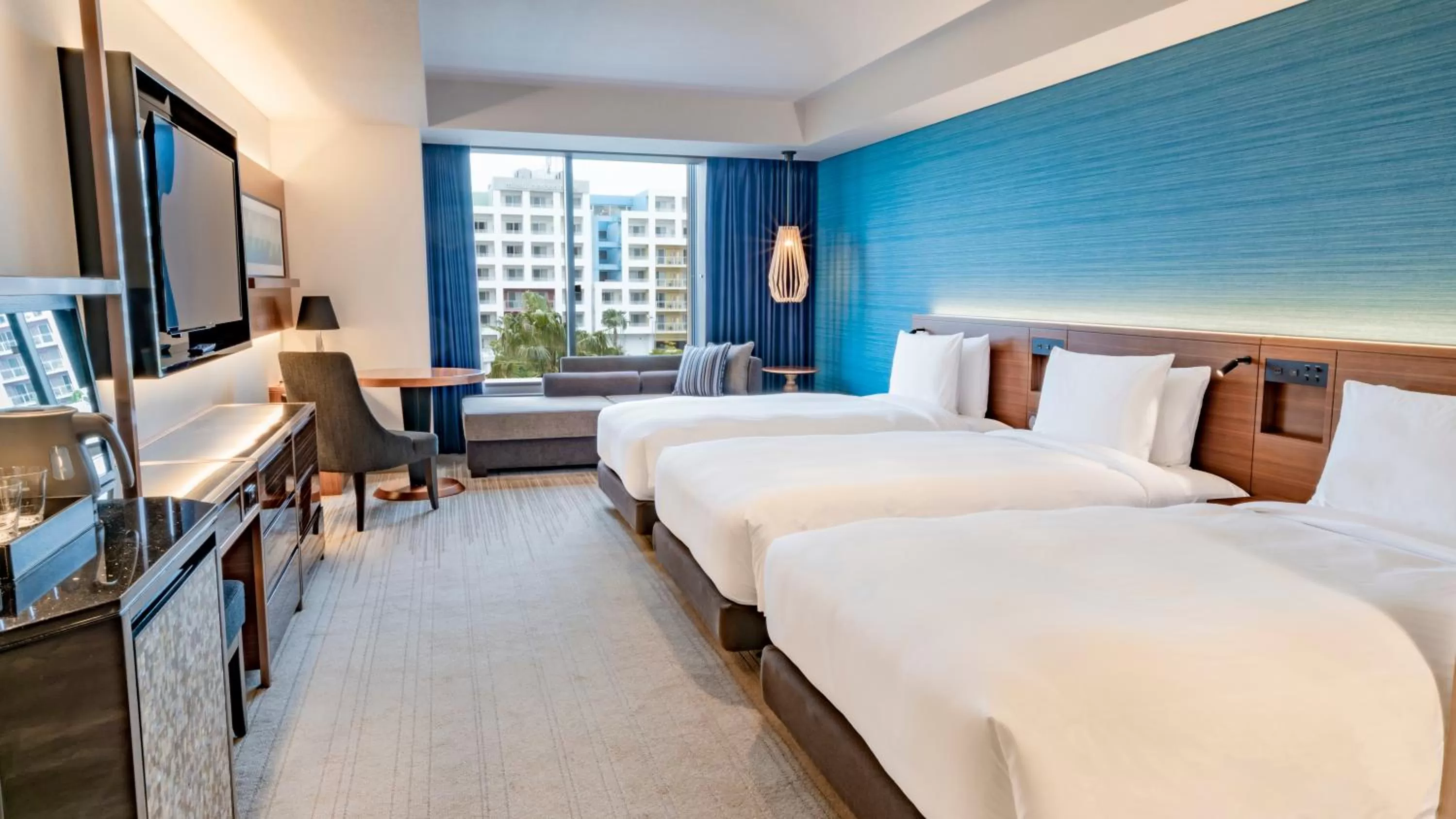 Deluxe Room with Three Single Beds  in Hyatt Regency Tokyo Bay