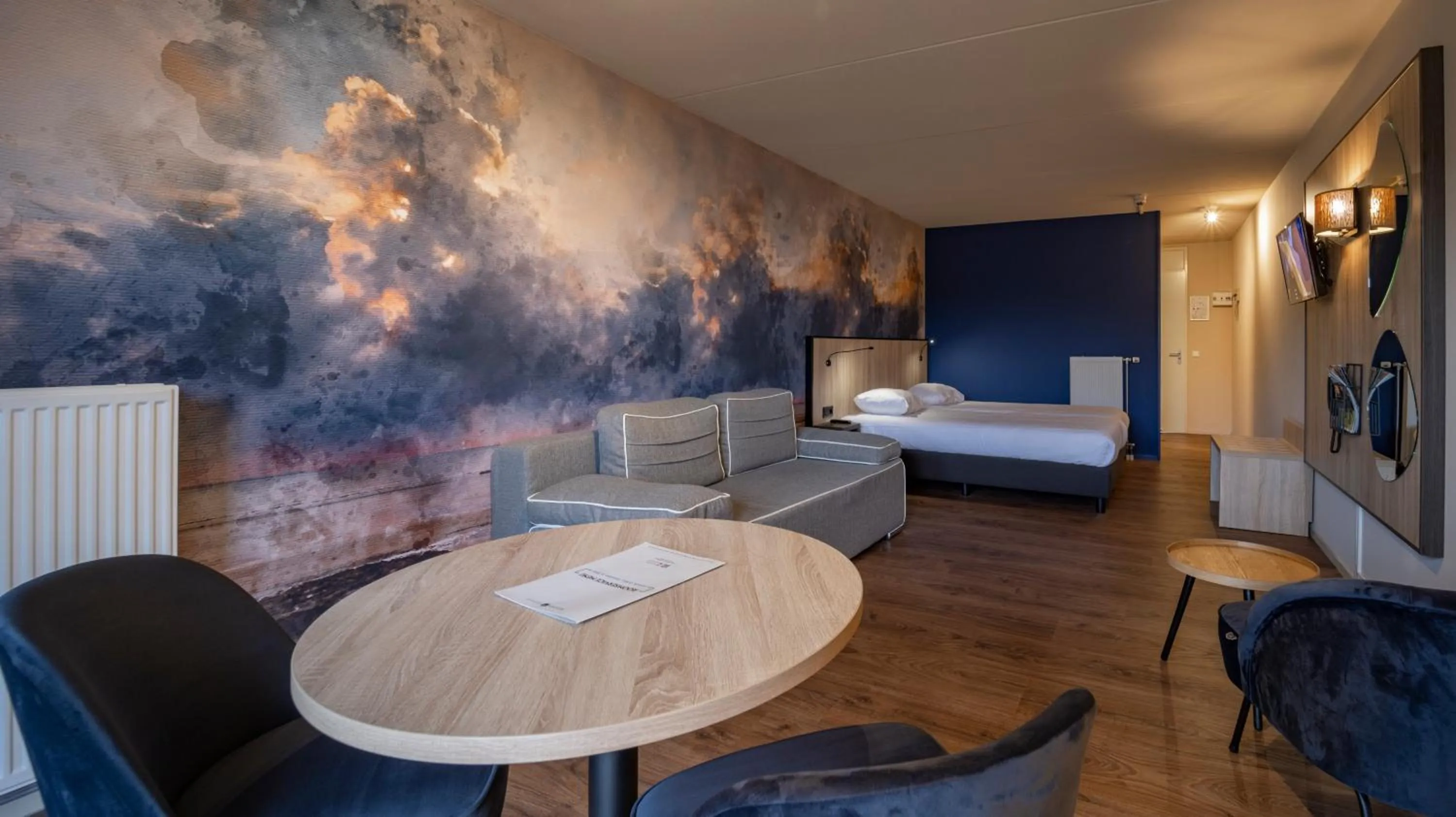 Family Room in Fletcher Hotel Restaurant Zeeduin