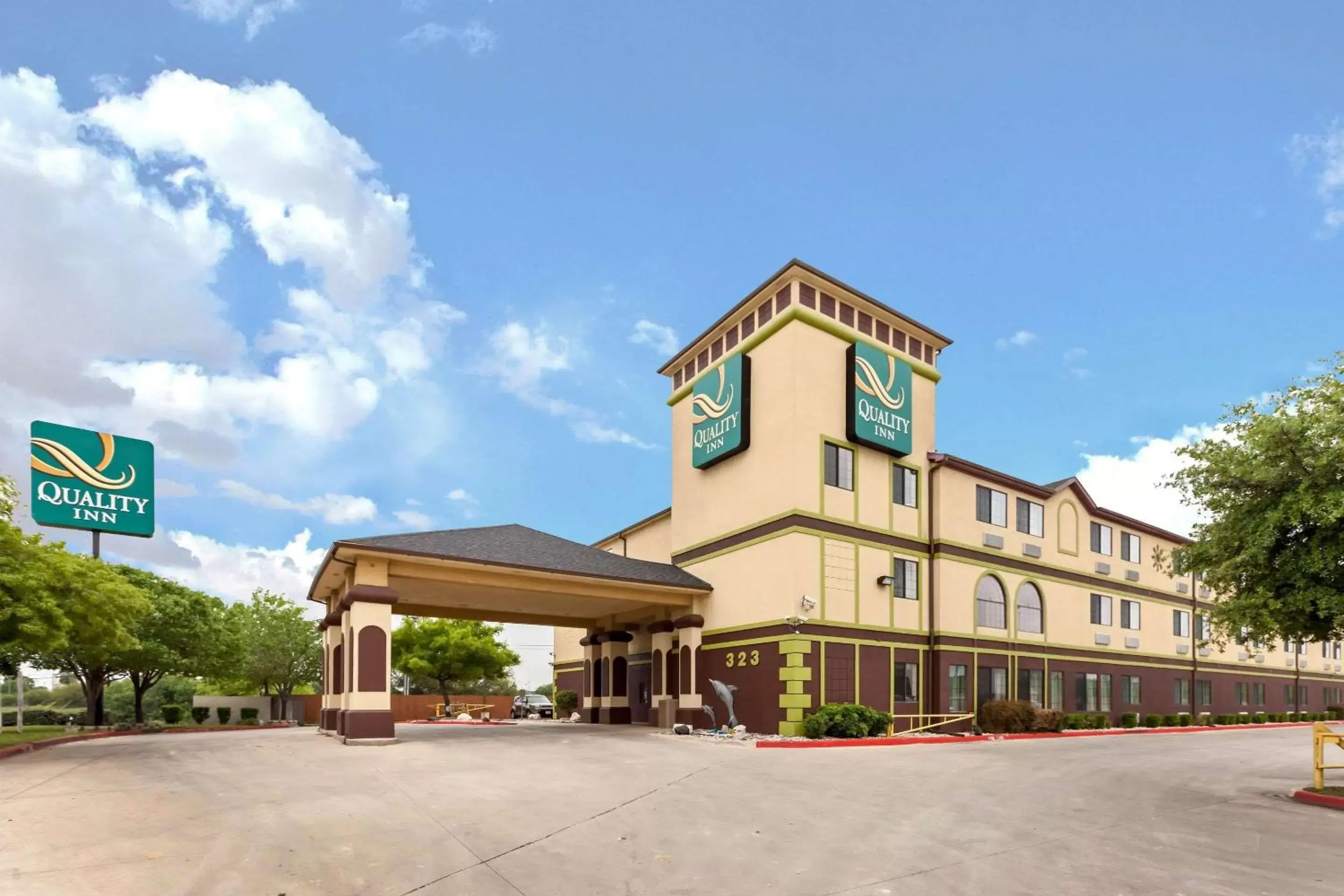 Quality Inn Near Seaworld - Lackland Quality Inn Near Seaworld - Lackland