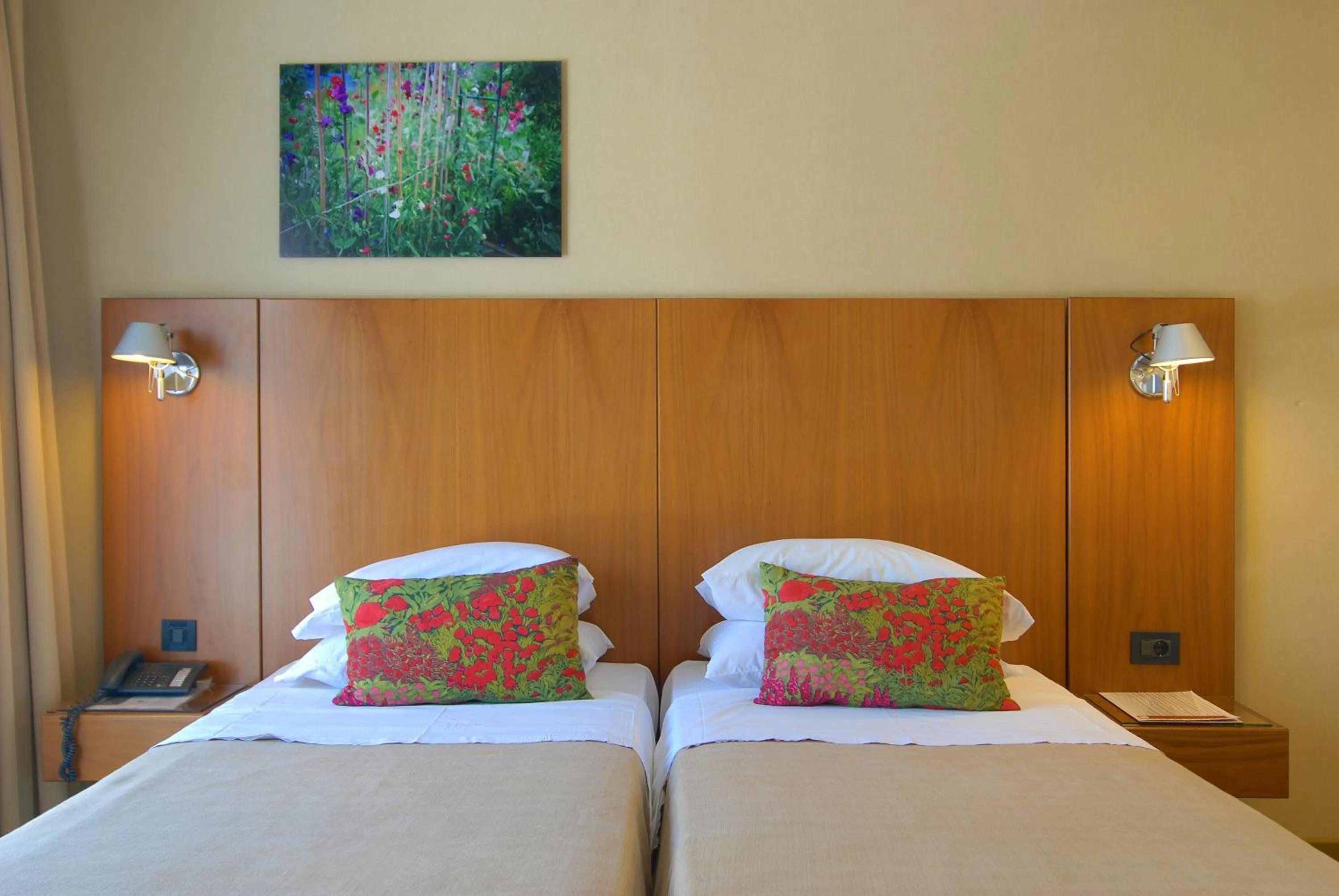 Twin Room in Philippos Hotel