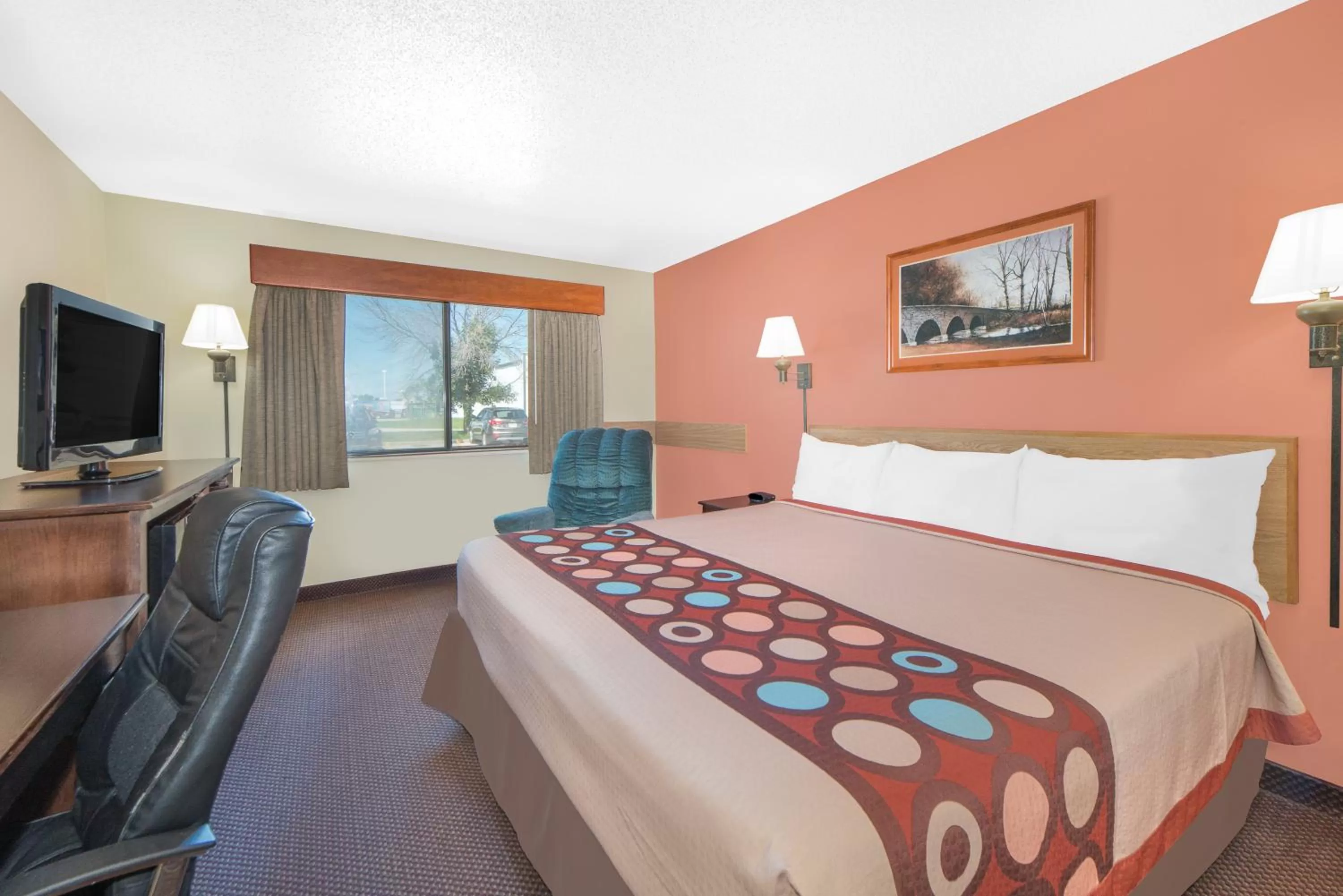 King Studio Suite - Non-Smoking in Super 8 by Wyndham Ottumwa