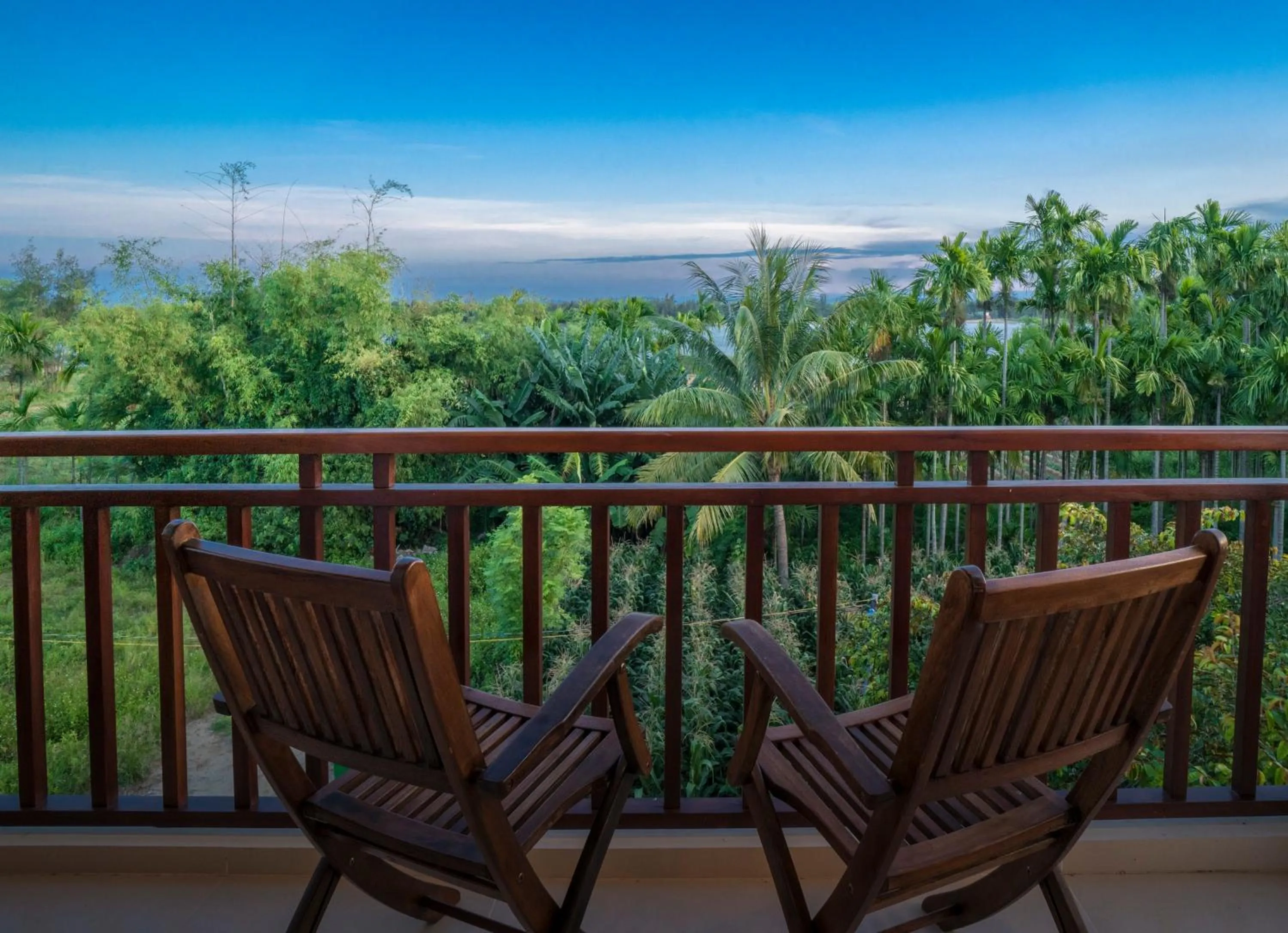 Deluxe Family Room in Riverside Hamlet Homestay & Villa