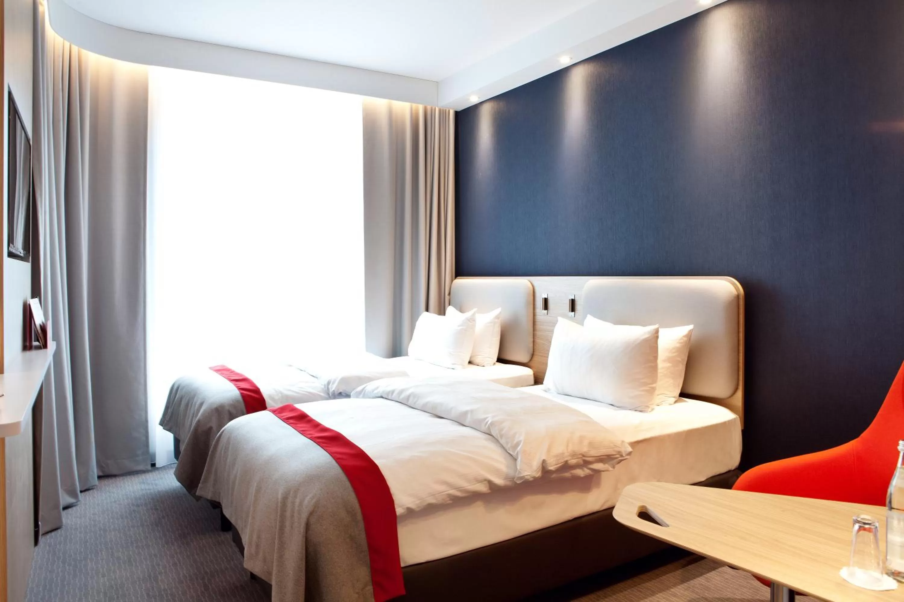 2 Single Standard City View in Holiday Inn Express - Siegen by IHG
