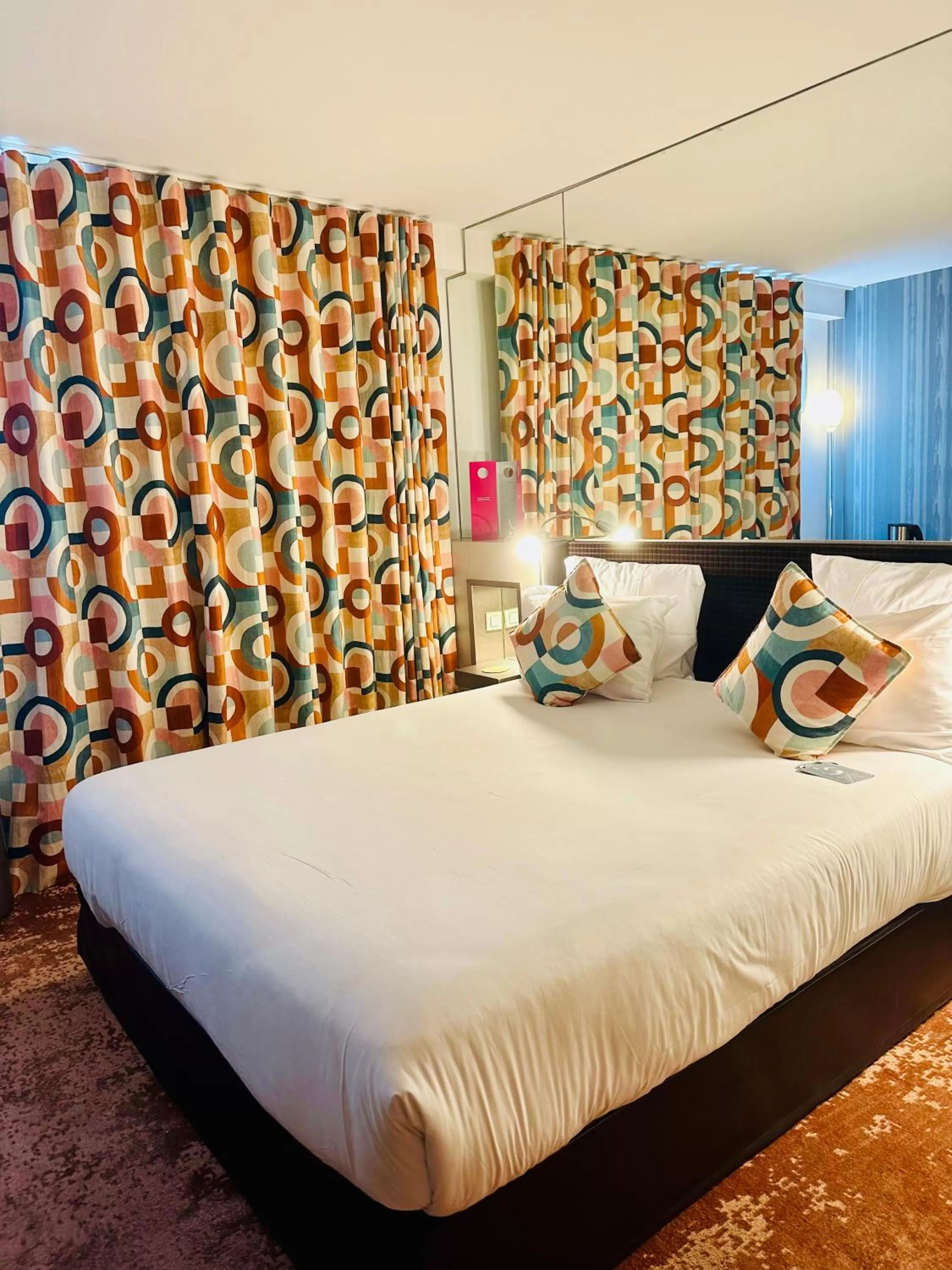 Le 7 Eiffel Hotel by Malone