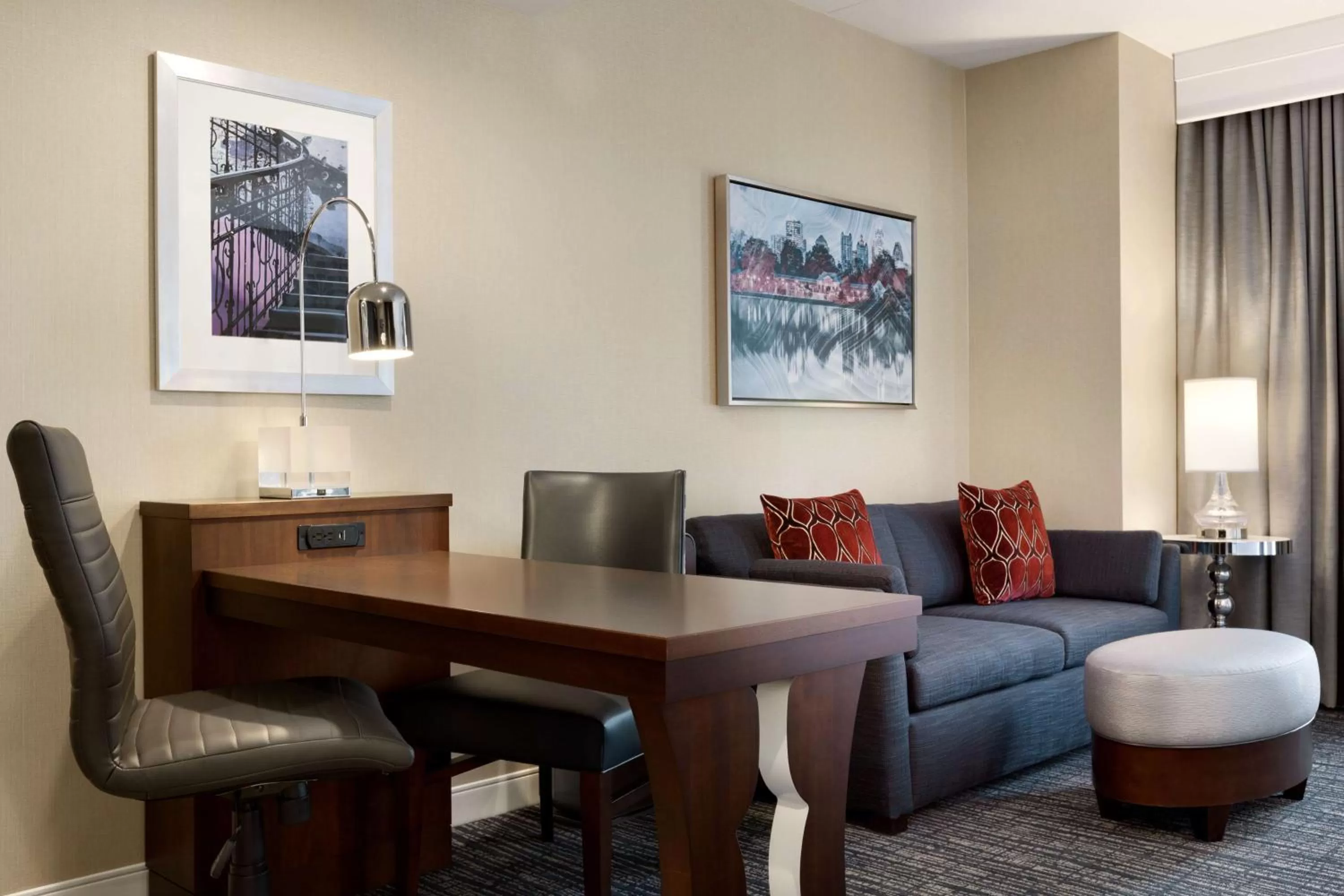 King Studio Suite - Hearing Access in Embassy Suites by Hilton Atlanta NE Gwinnett Sugarloaf