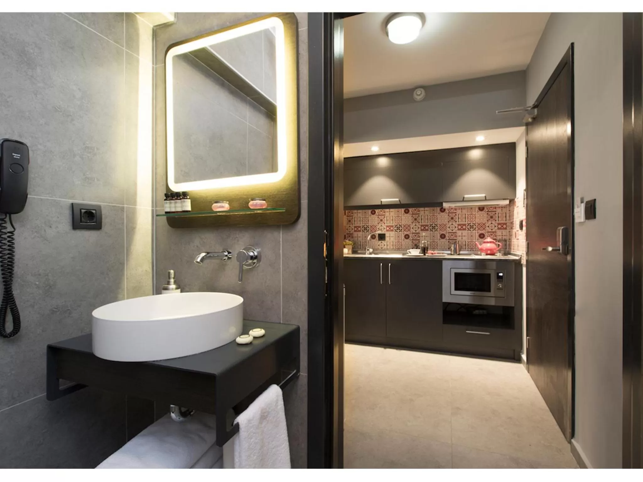 Deluxe Suite in Lampa Design Hotel-Special Category