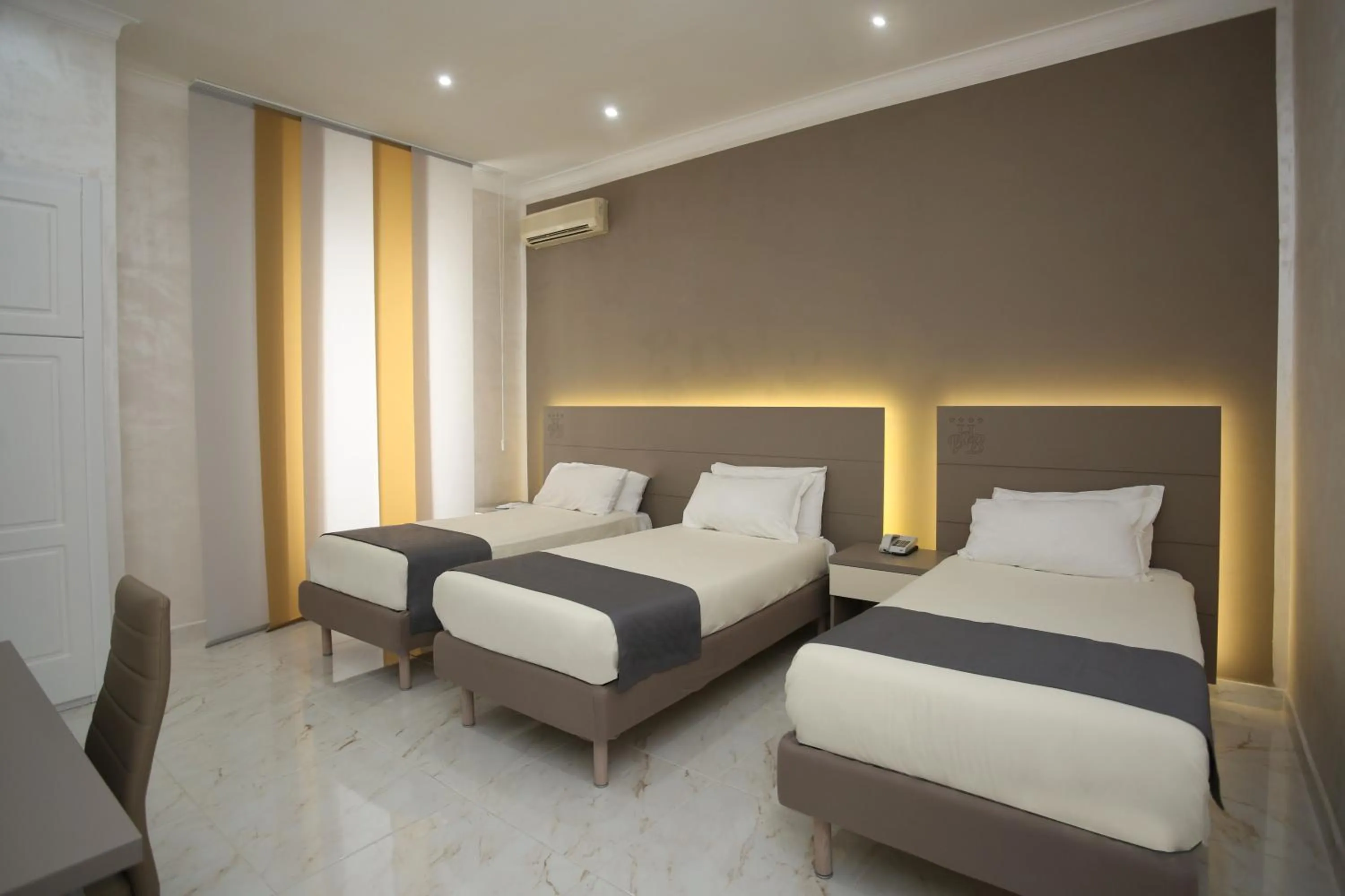 Triple Room in Hotel Vergilius Billia