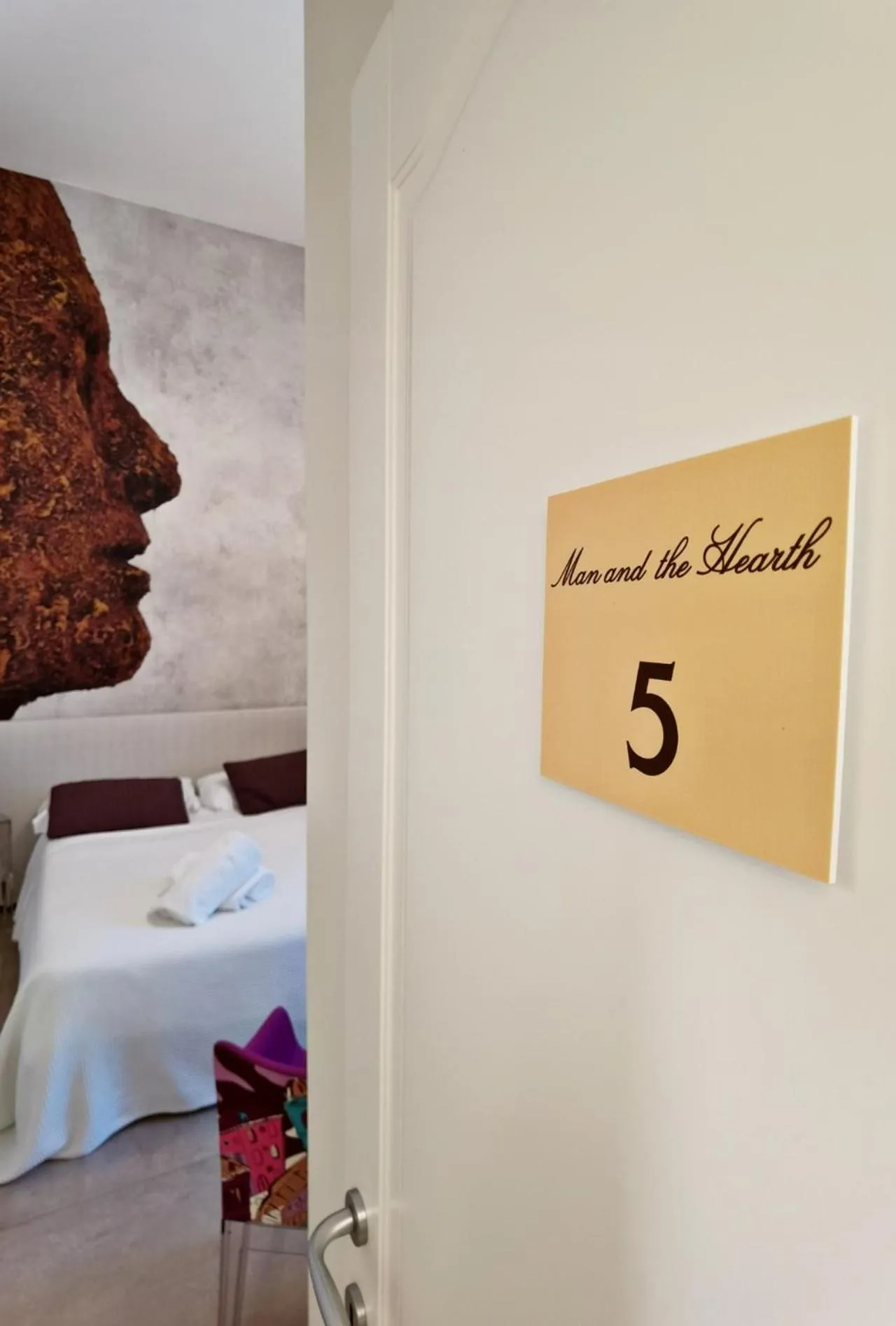 Standard Double Room in Artistic Charming House