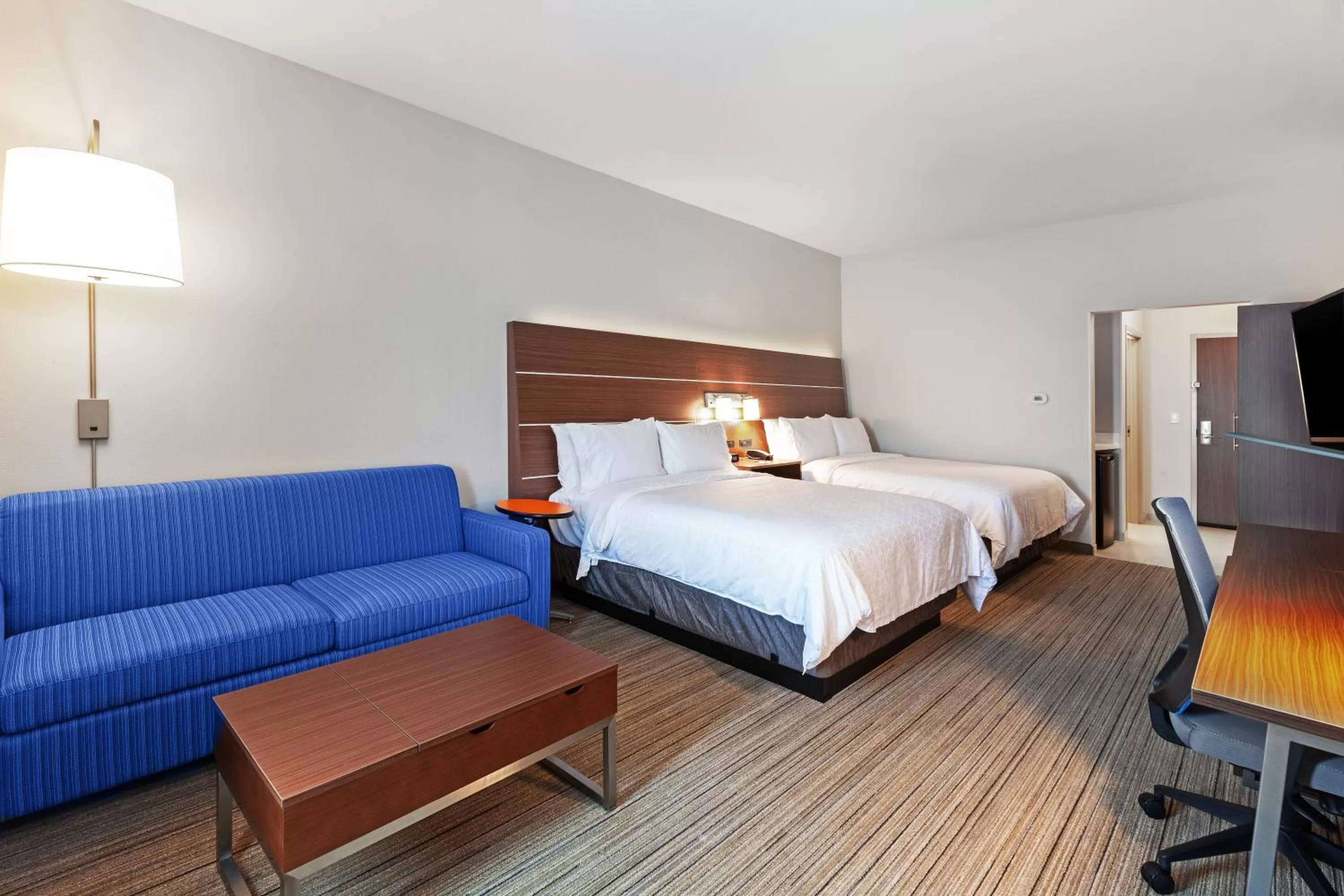 Queen Suite with Two Queen Beds and Sofa Bed in Holiday Inn Express & Suites - Tulsa Northeast - Owasso by IHG