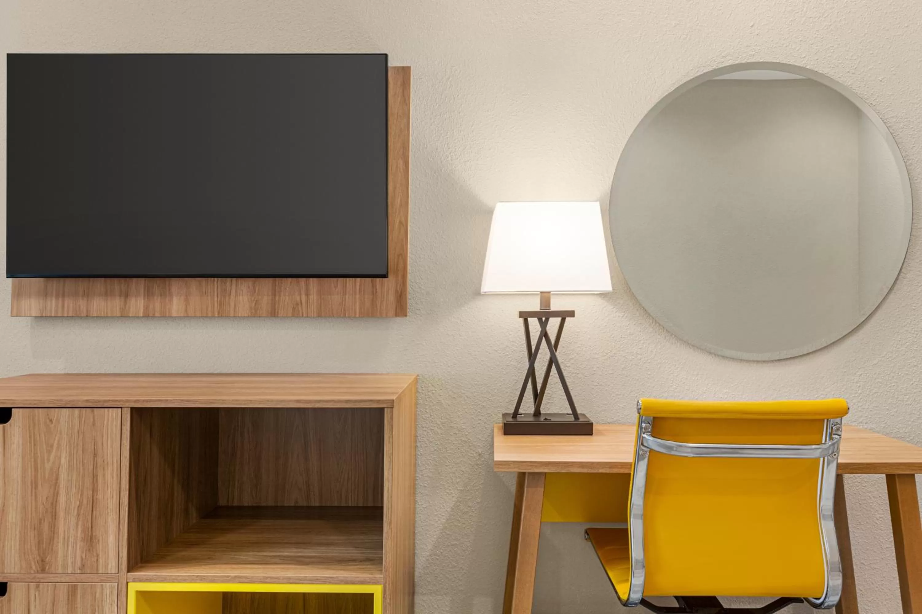 2 Queen Beds, Kitchenette, Deluxe Room, Non-Smoking in Days Inn & Suites by Wyndham Greater Tomball