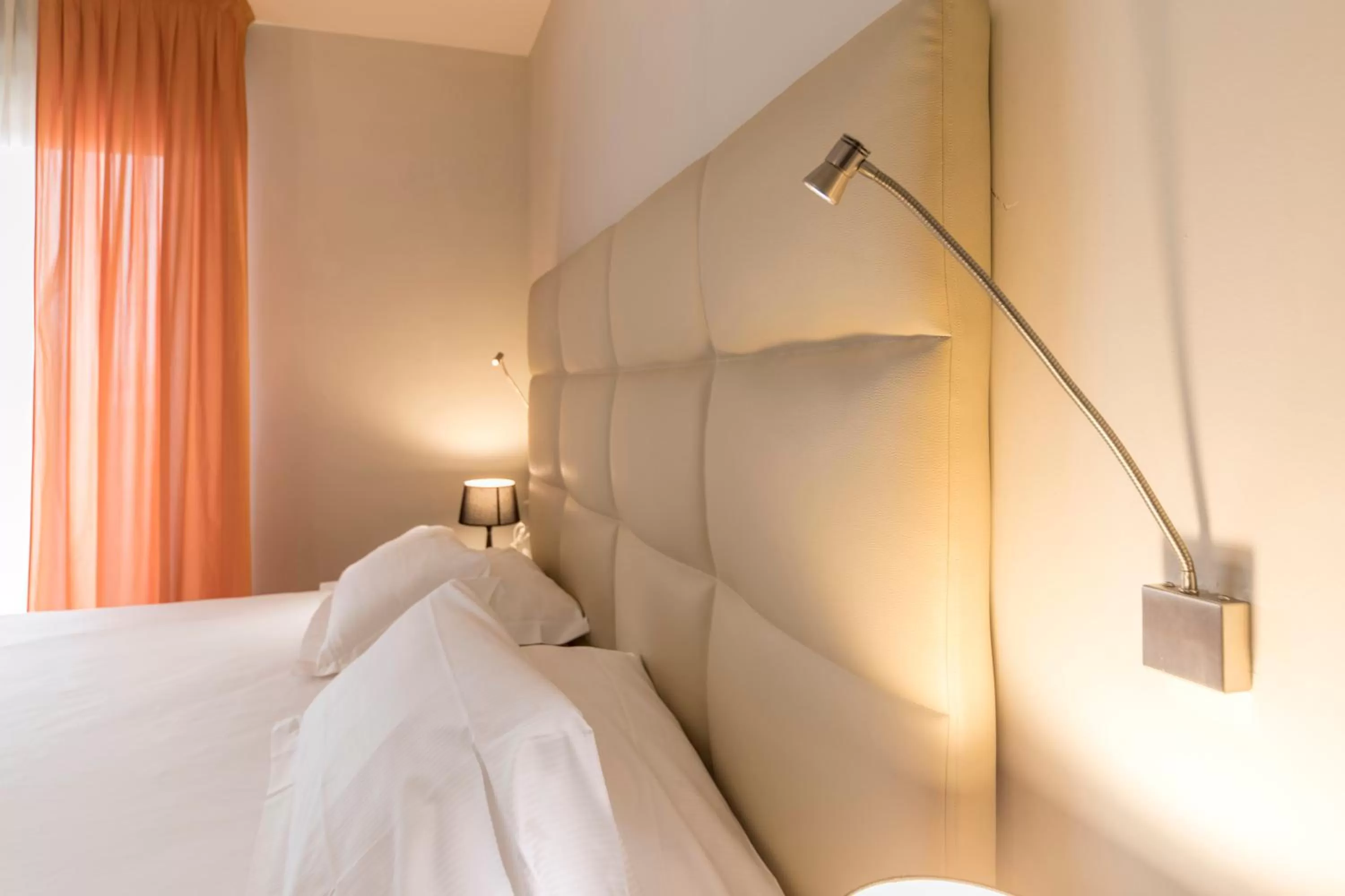 Superior Twin Room in Hotel Donatello Imola