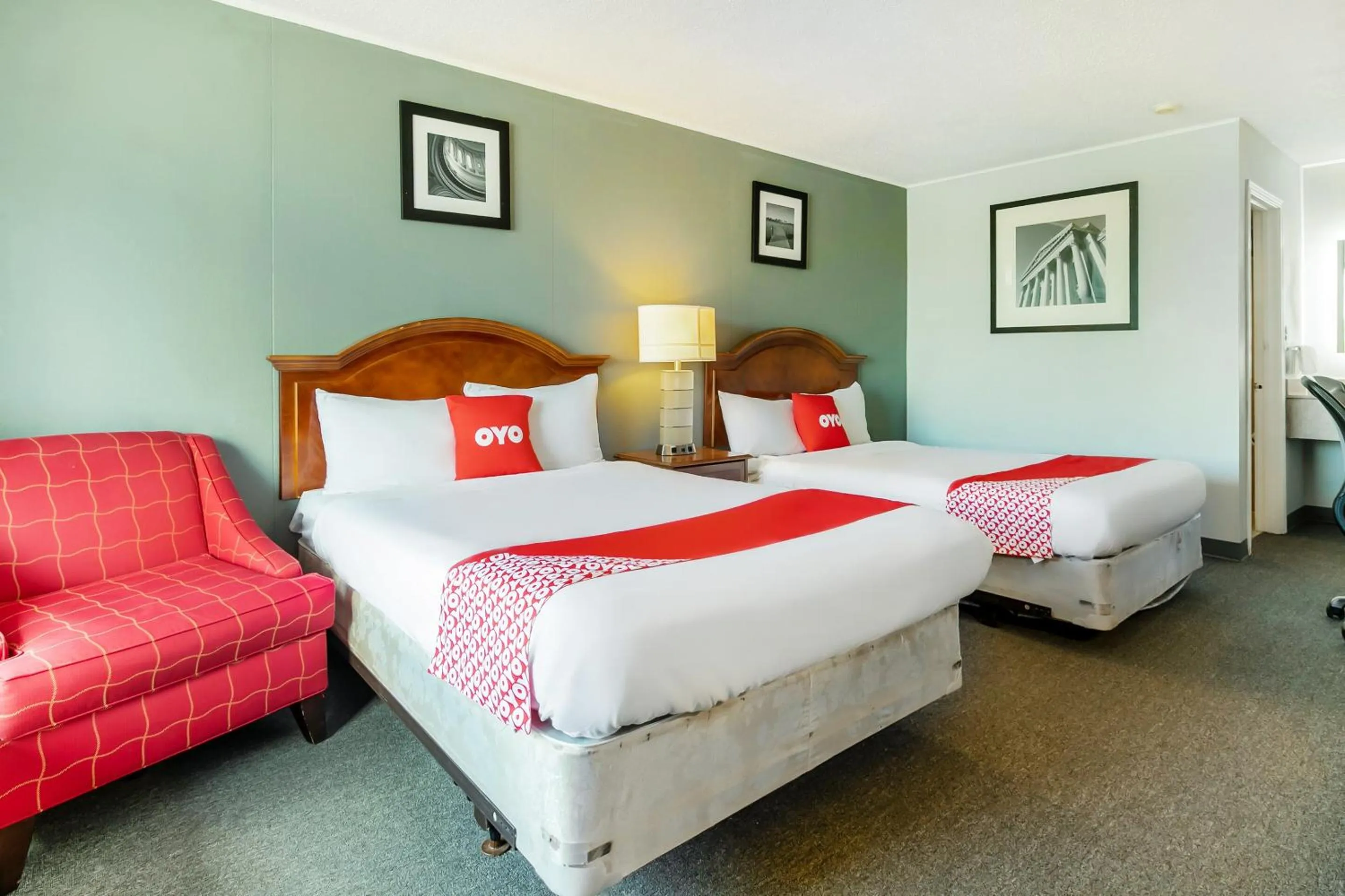 Double Room with Two Double Beds in OYO Hotel Jennings Near Crowley, LA I-10