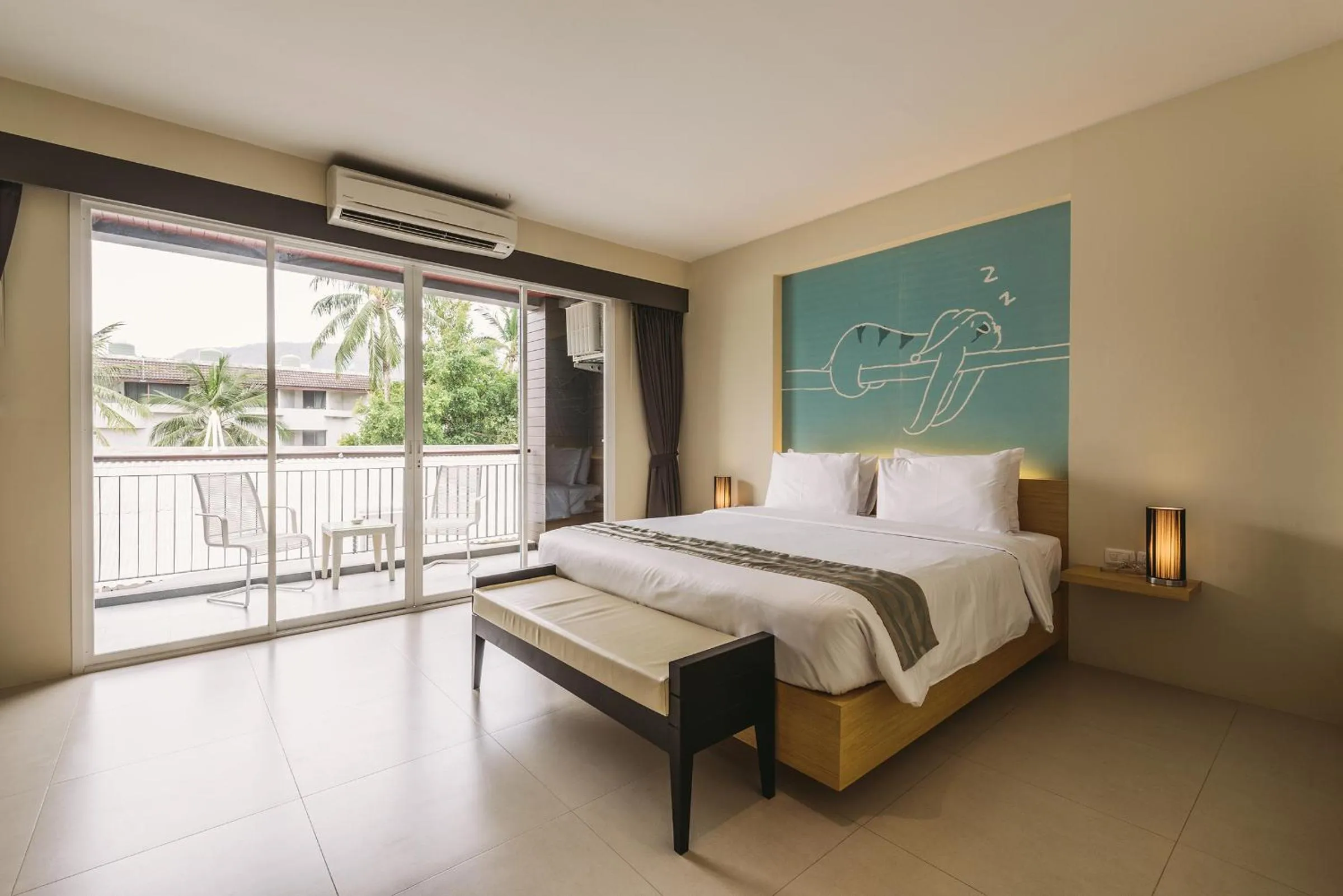 Deluxe Double Room in TIRAS Patong Beach Hotel