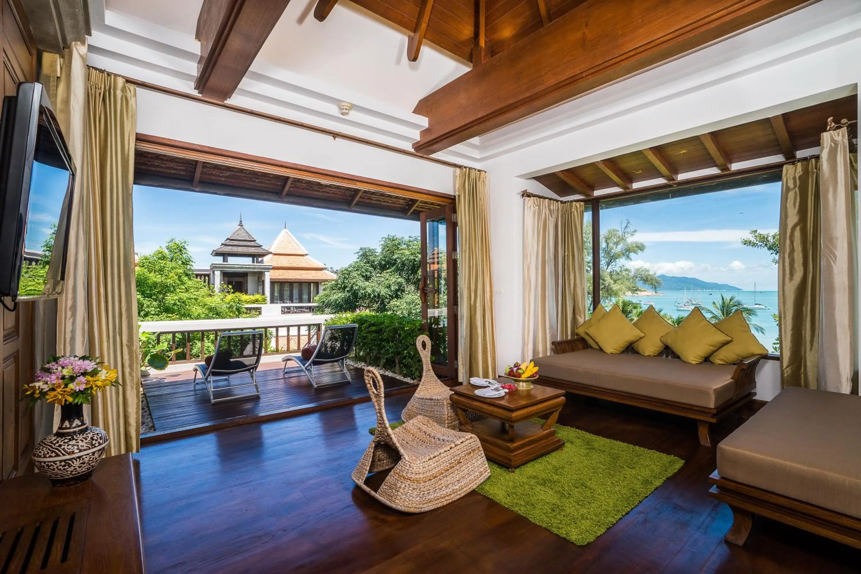 Pool Villa with Sea View in Royal Muang Samui Villas
