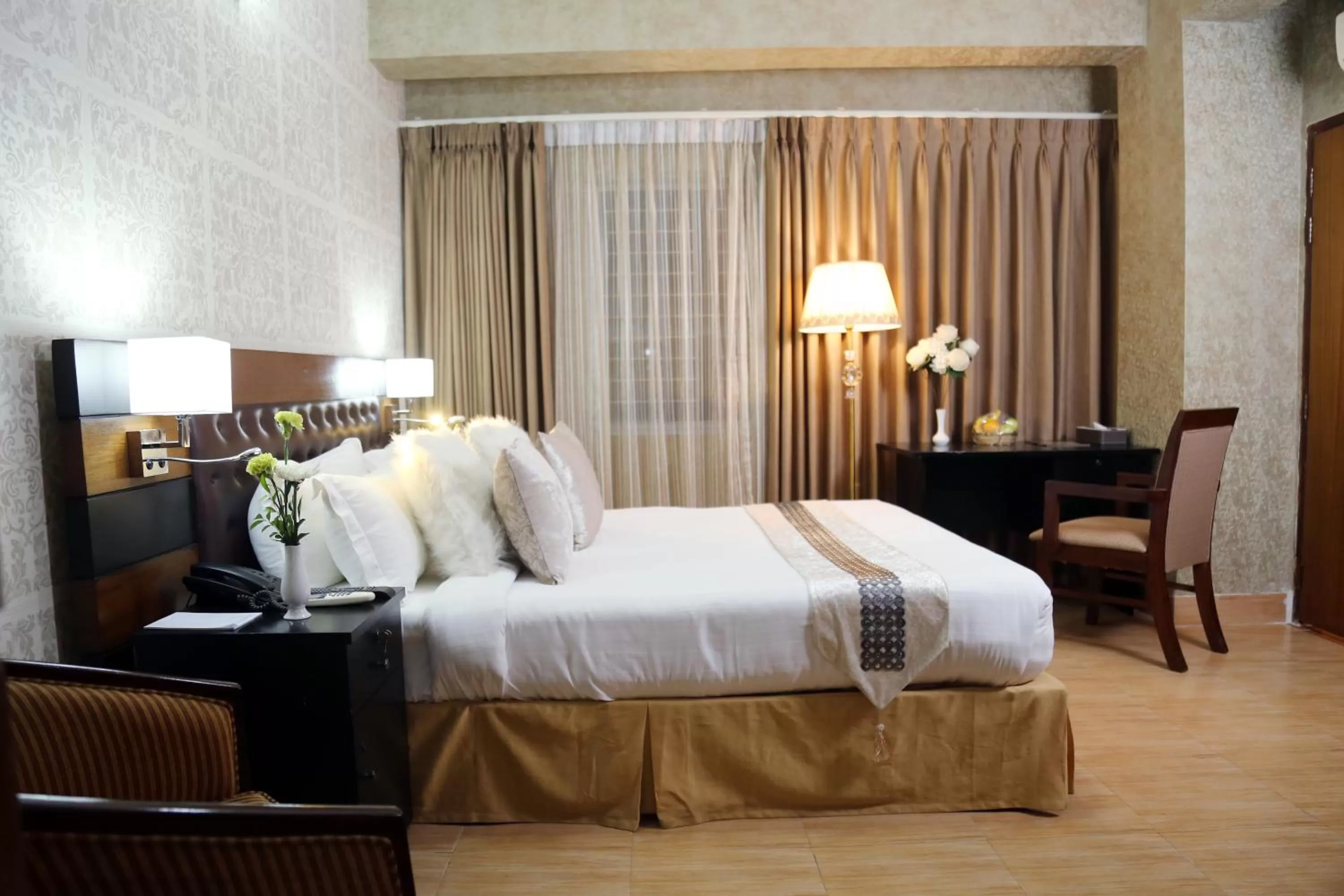 Deluxe Double Room in Civic Inn