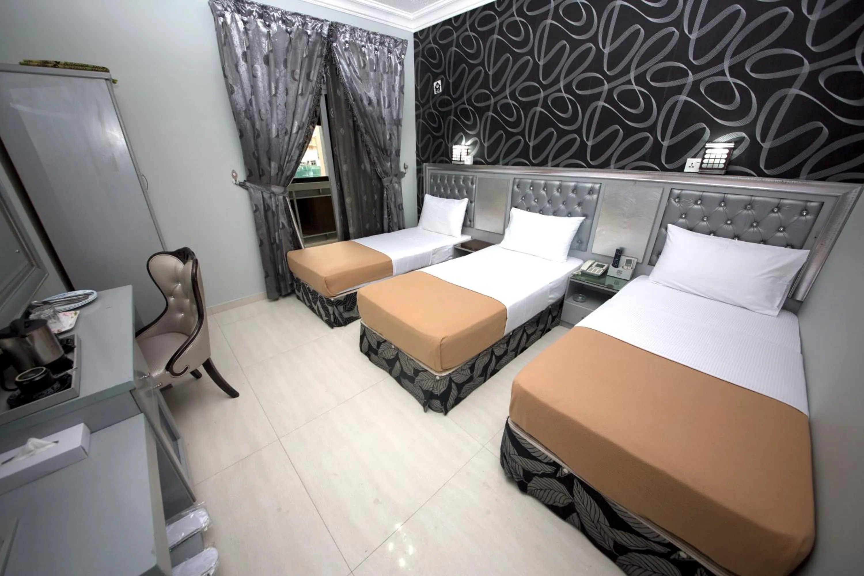 Standard Triple Room in White Fort Hotel