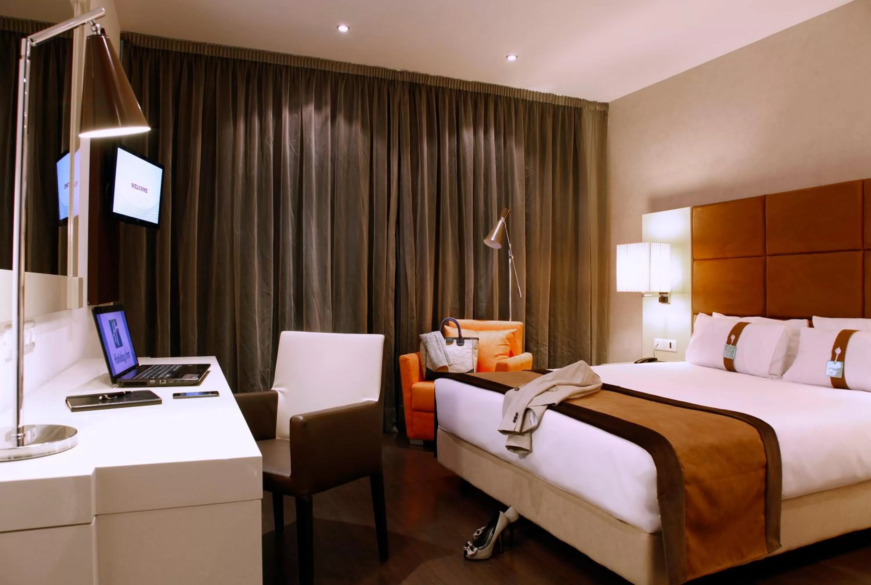 Standard Room in Holiday Inn Madrid - Las Tablas by IHG