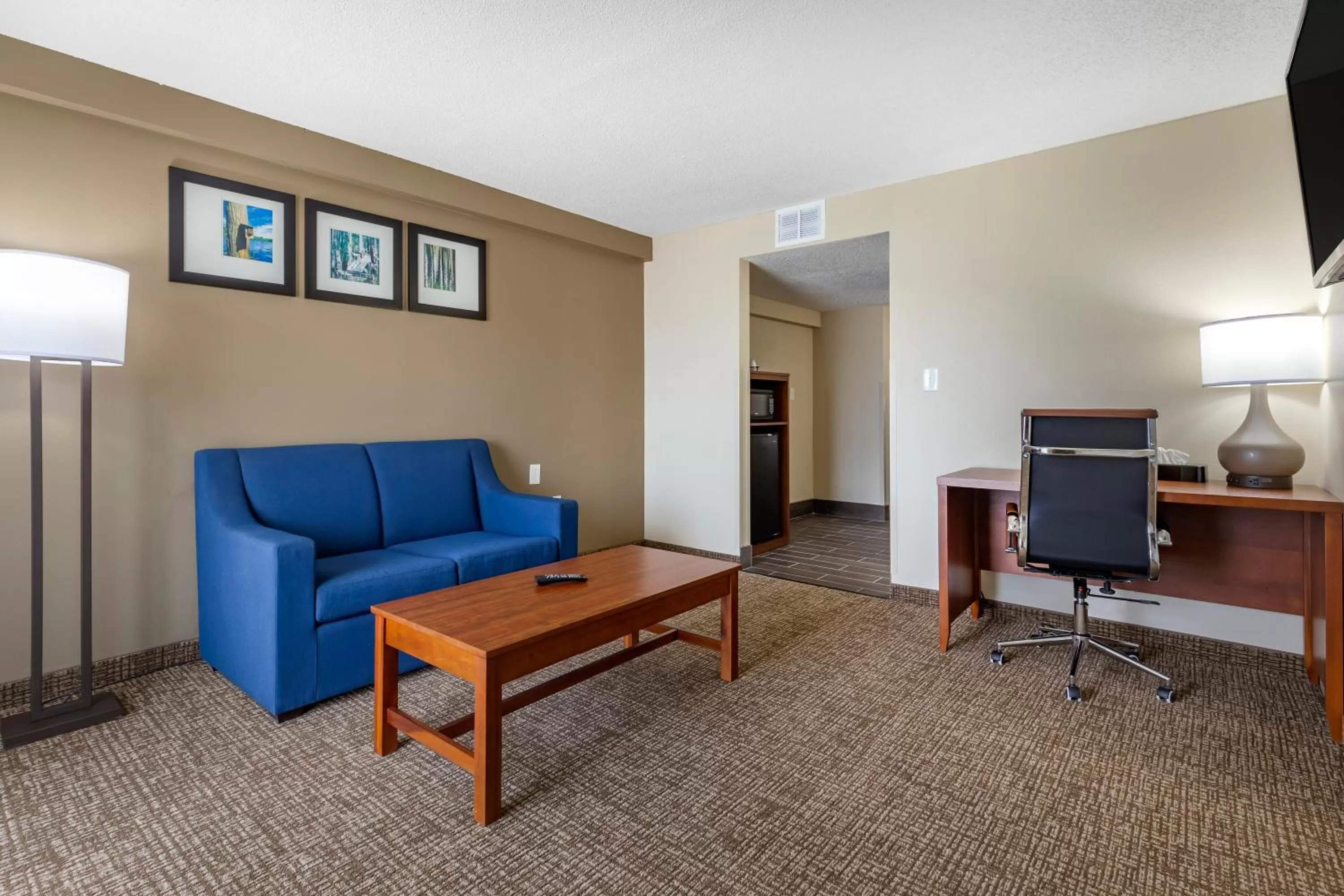King Suite - Non Smoking in Comfort Inn & Suites Spring Lake - Fayetteville near Fort Bragg