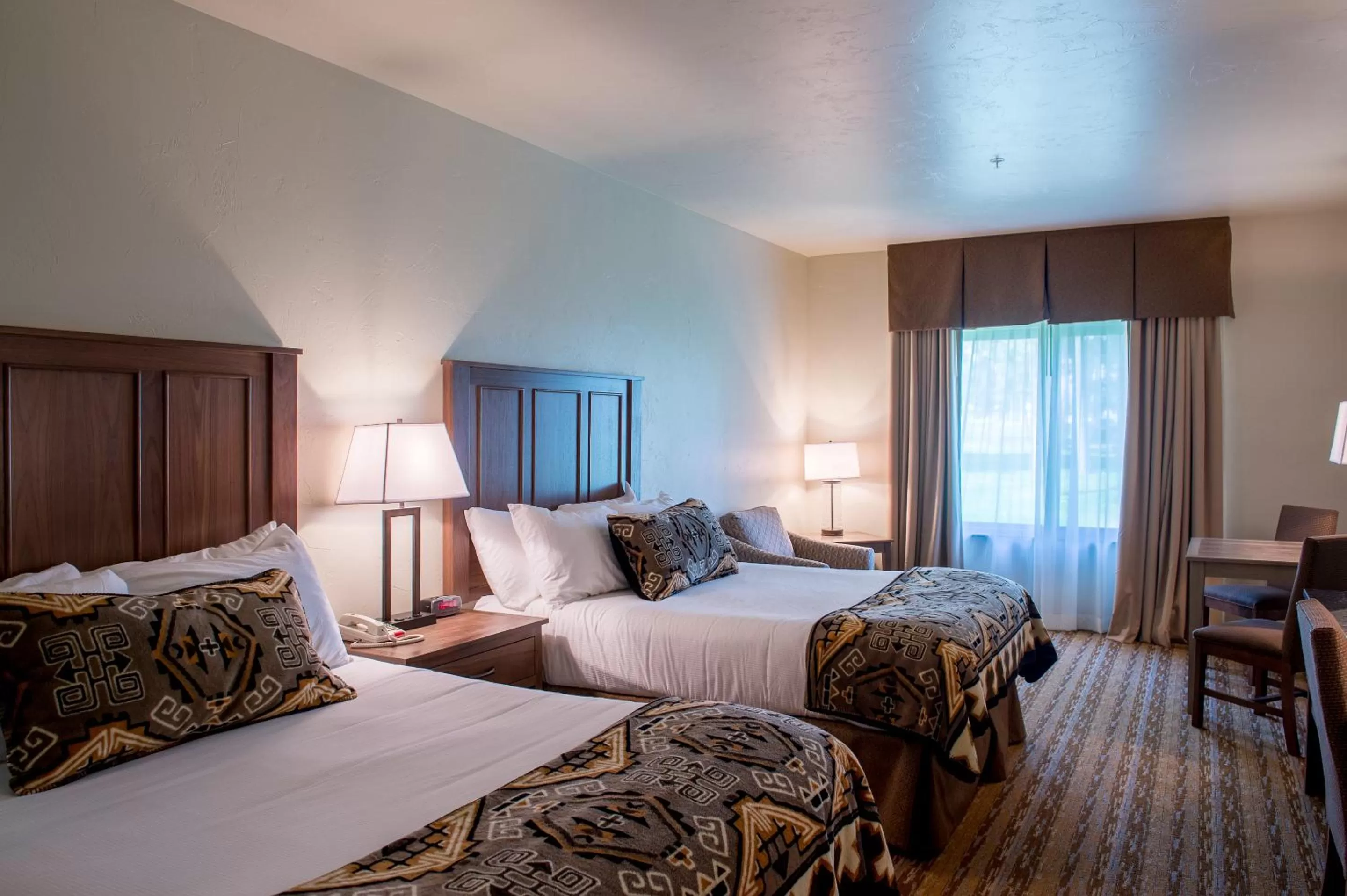 Standard Queen Room with Two Queen Beds in Cedar Creek Lodge & Conference Center
