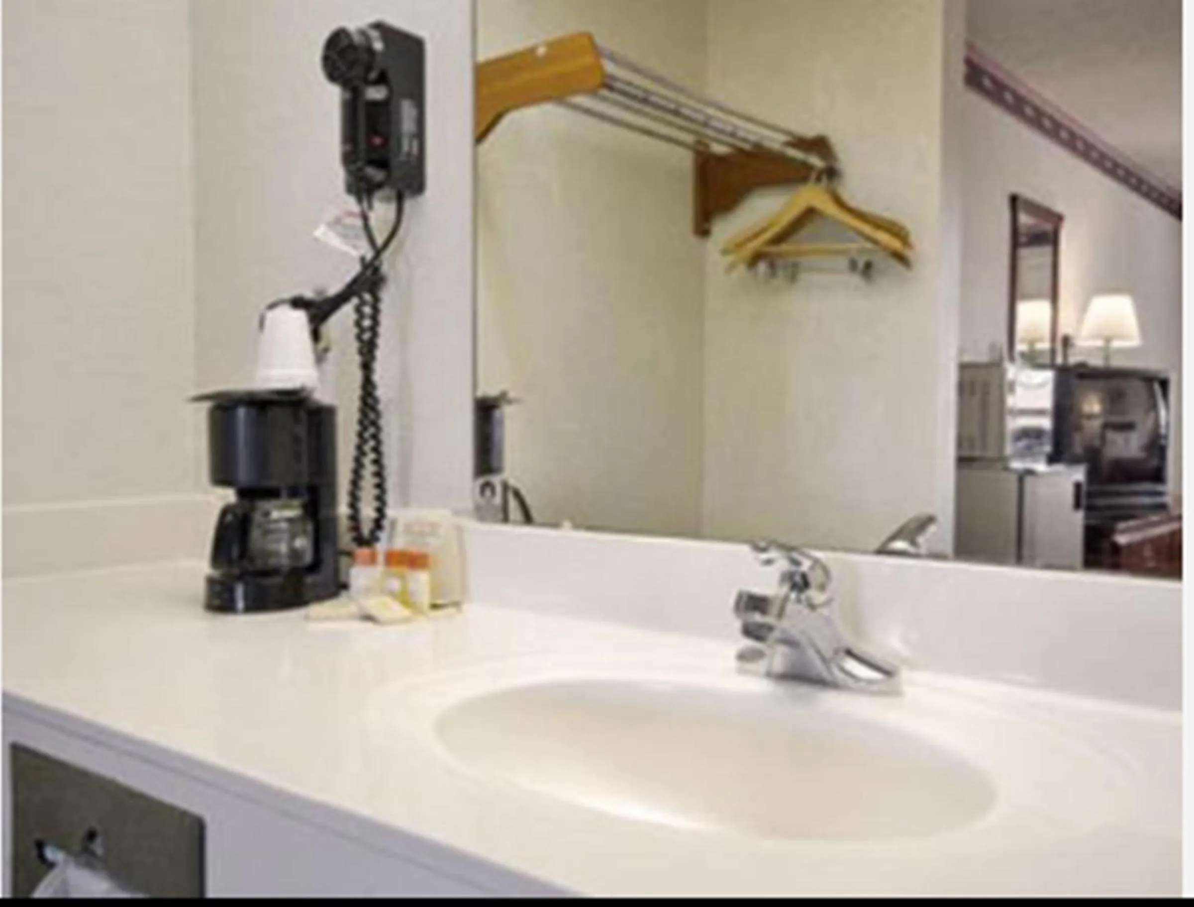 King Room- Non-Smoking in Days Inn by Wyndham Eufaula AL