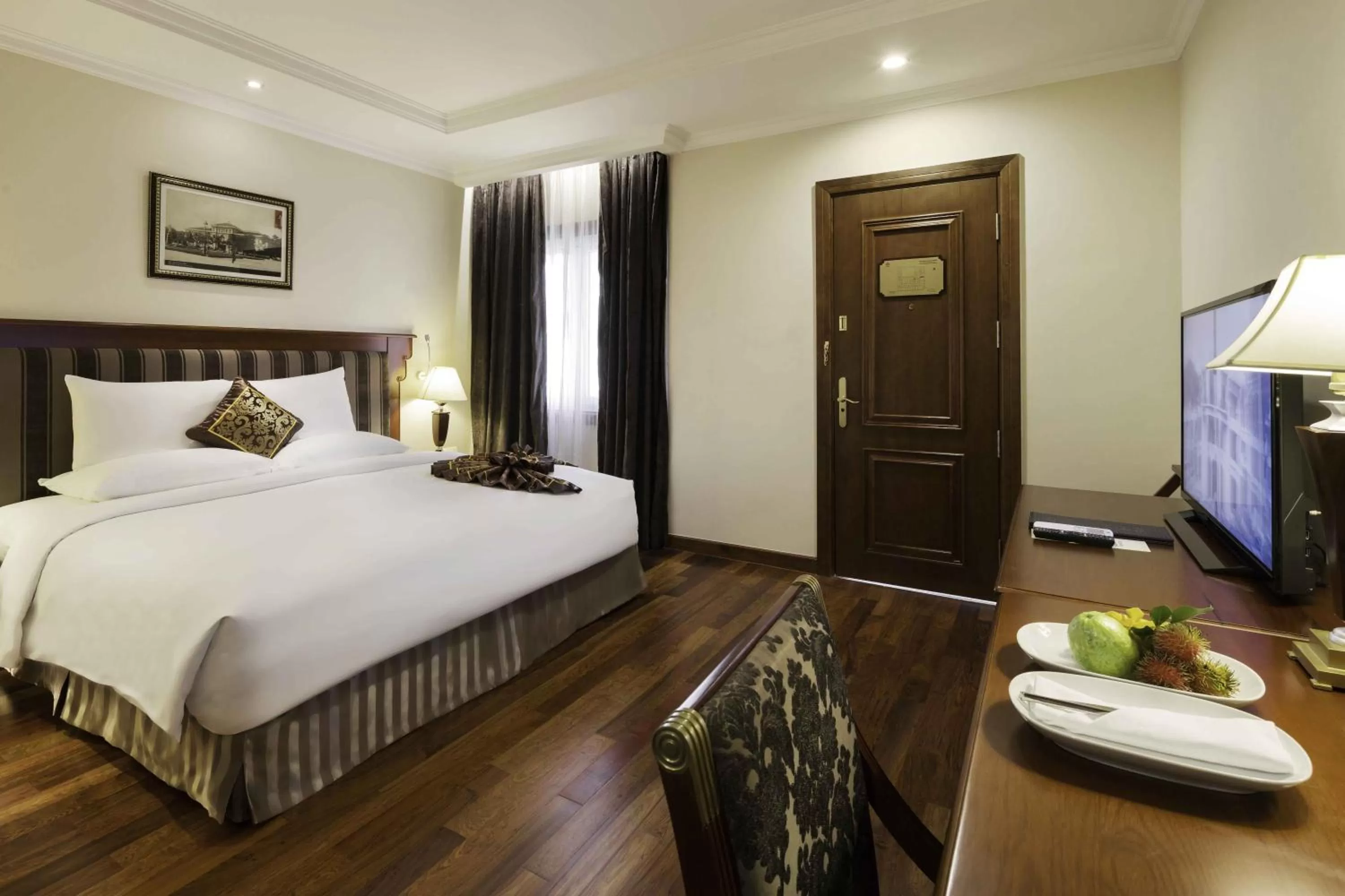 Deluxe King - single occupancy in Rex Hotel