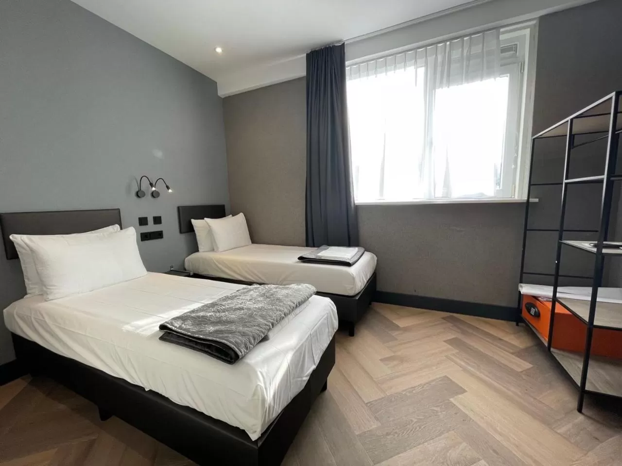 Standard Twin Room in H3 Hotel Rotterdam City Center