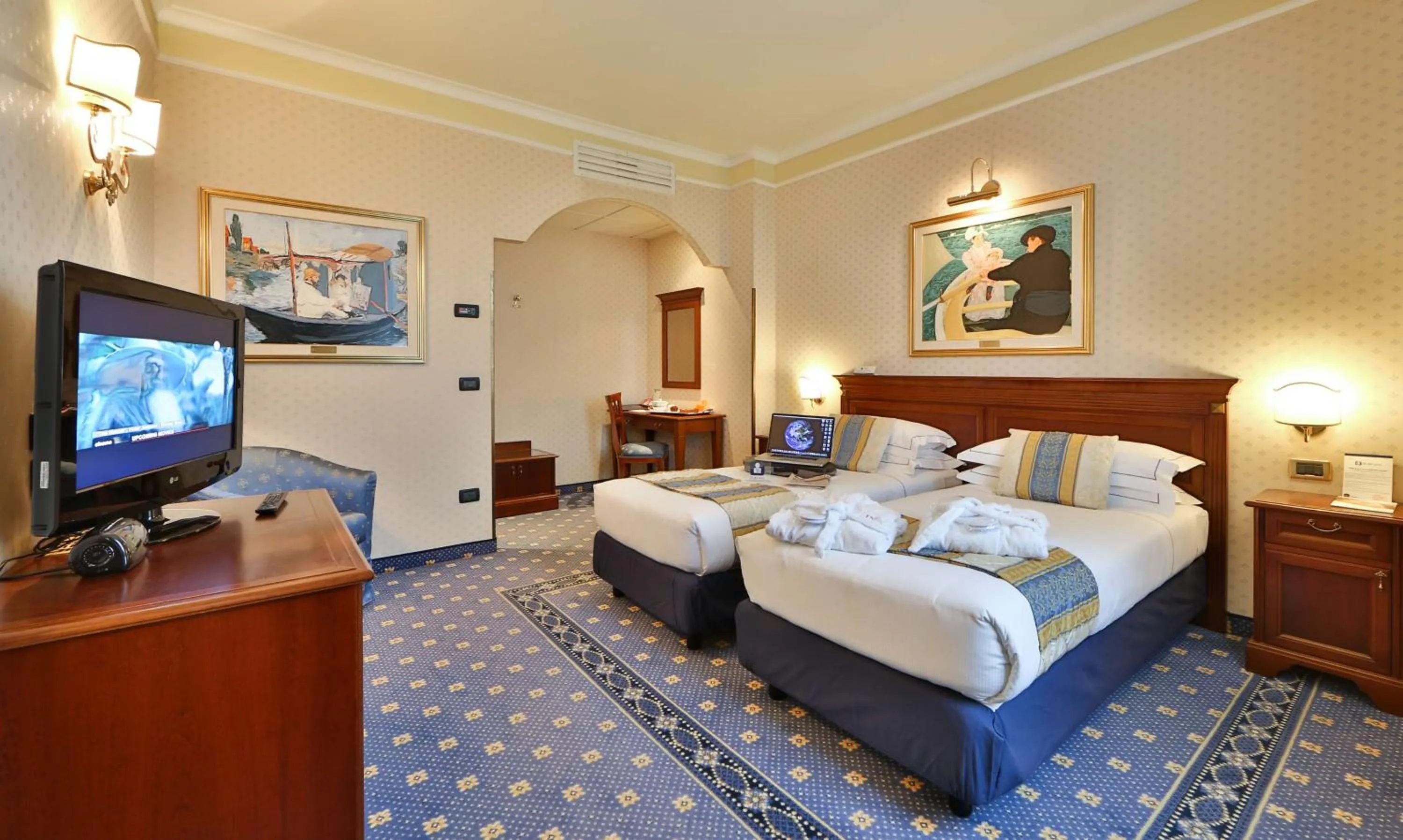 Standard Twin Room in Best Western Classic Hotel