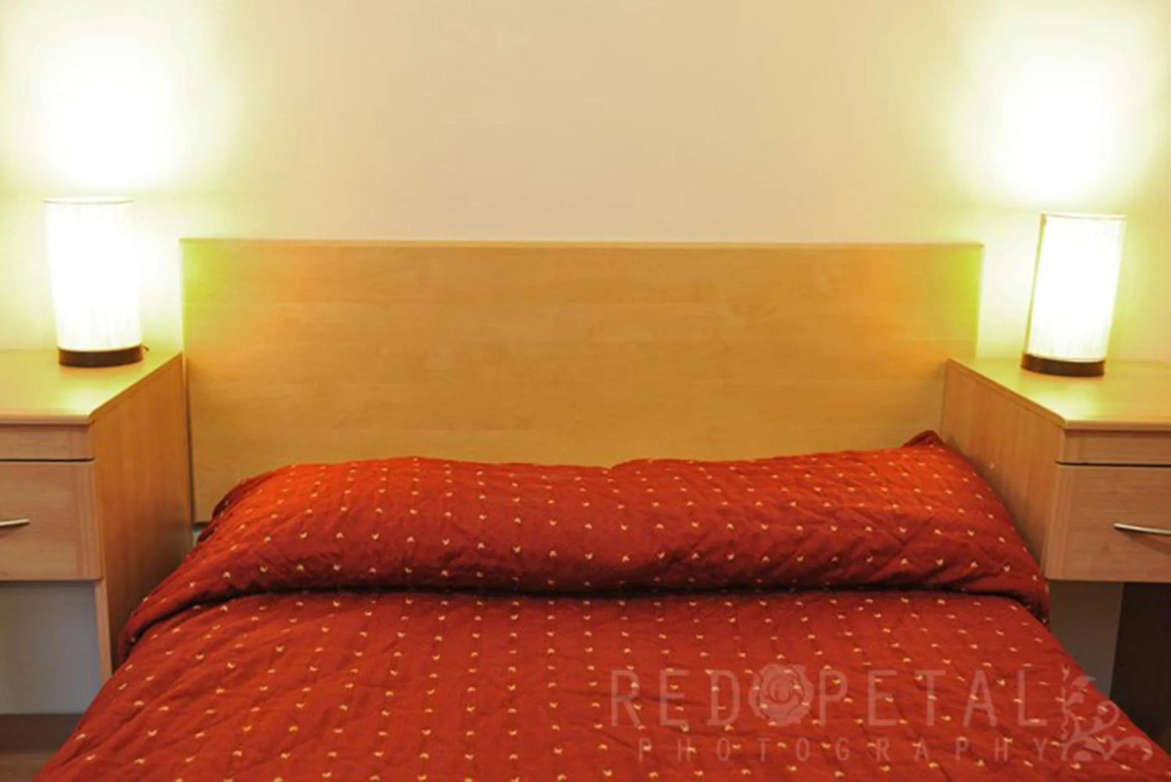 Double Room in Elmwood Hotel