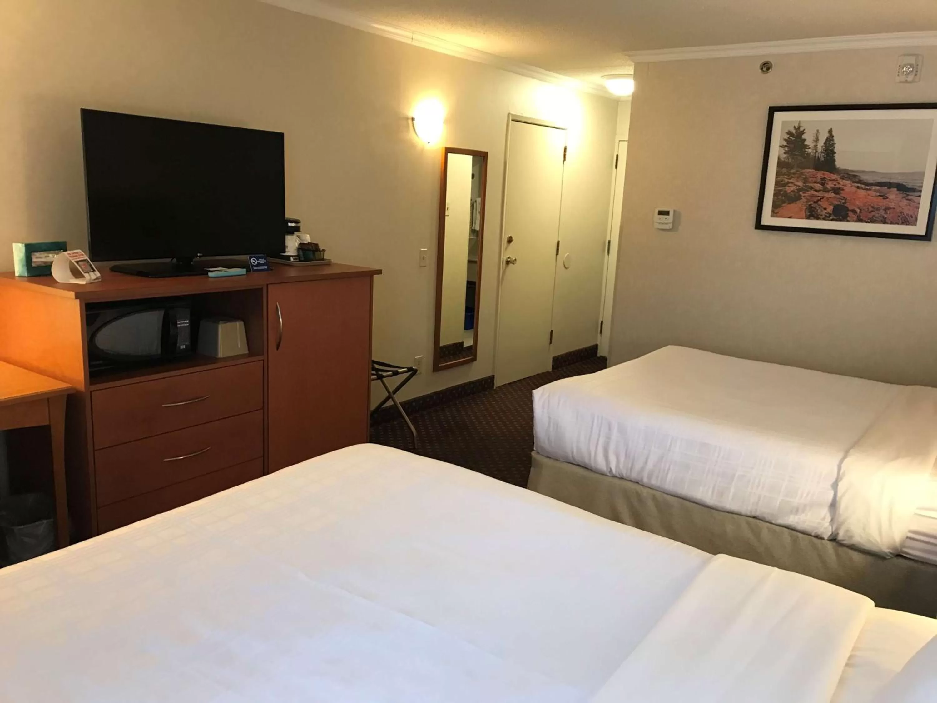Queen Room with Two Queen Beds - Non-Smoking in Best Western Thunder Bay Crossroads