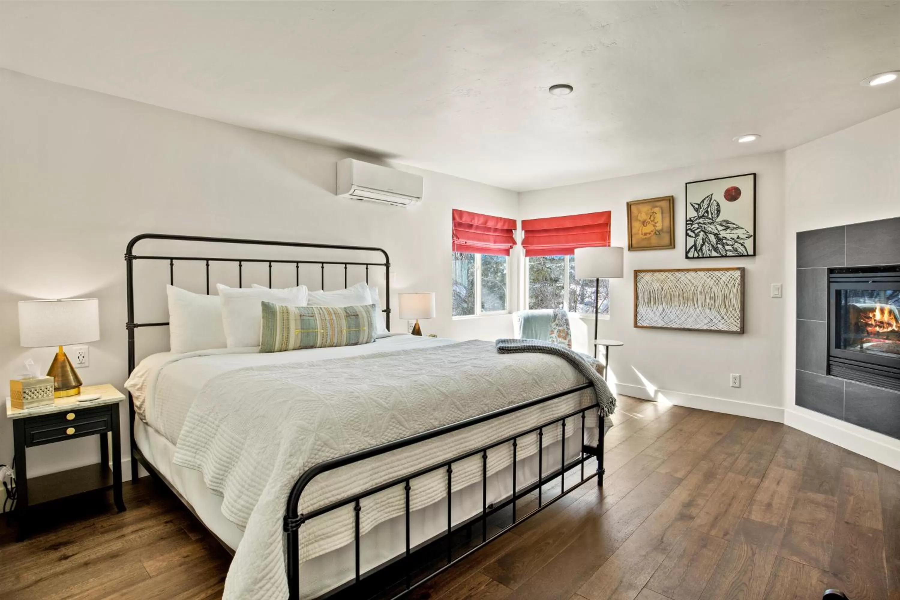 Standard King Room in Bespoke Inn Flagstaff