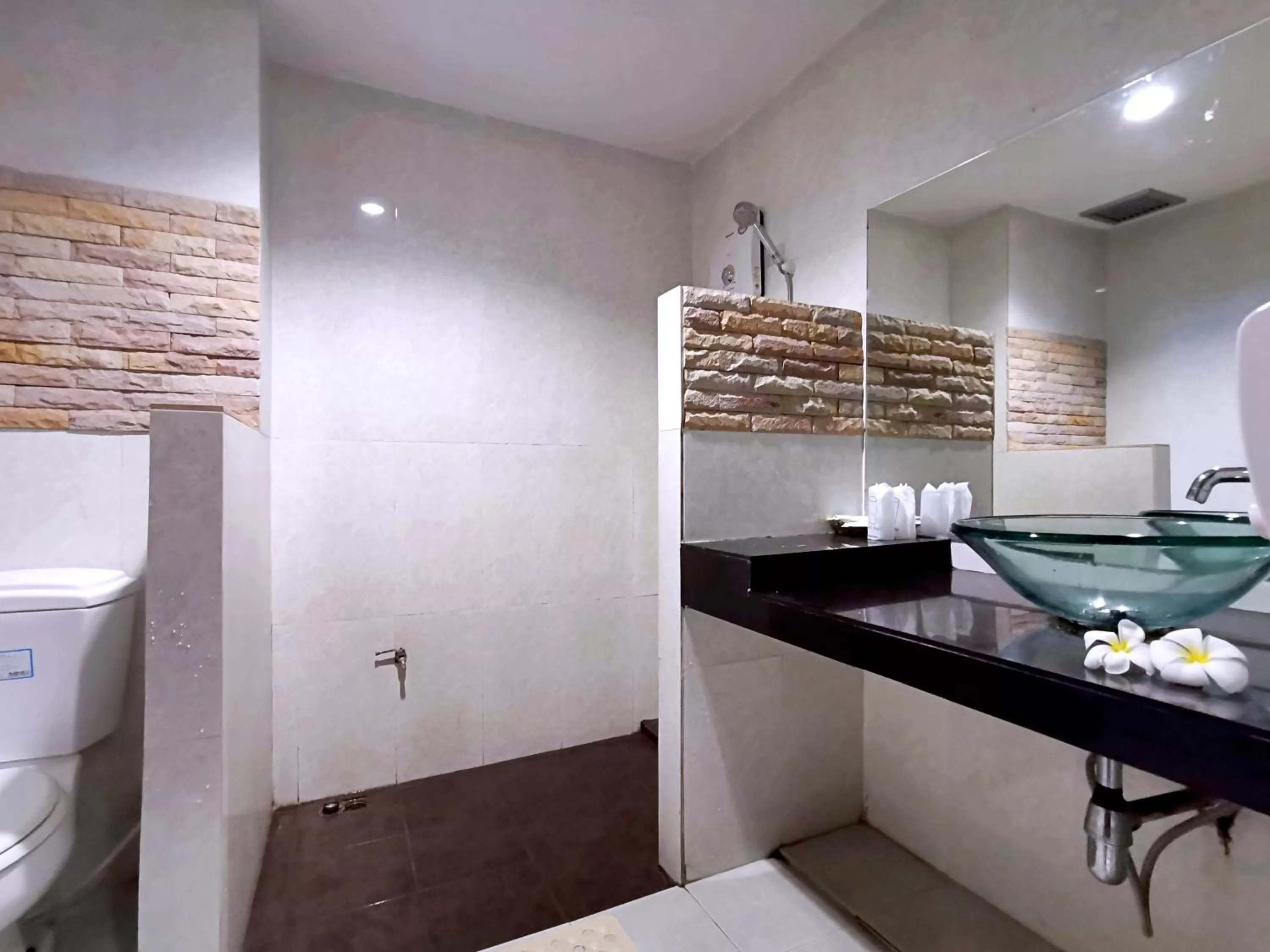 Standard Double or Twin Room in Nana Buri Hotel