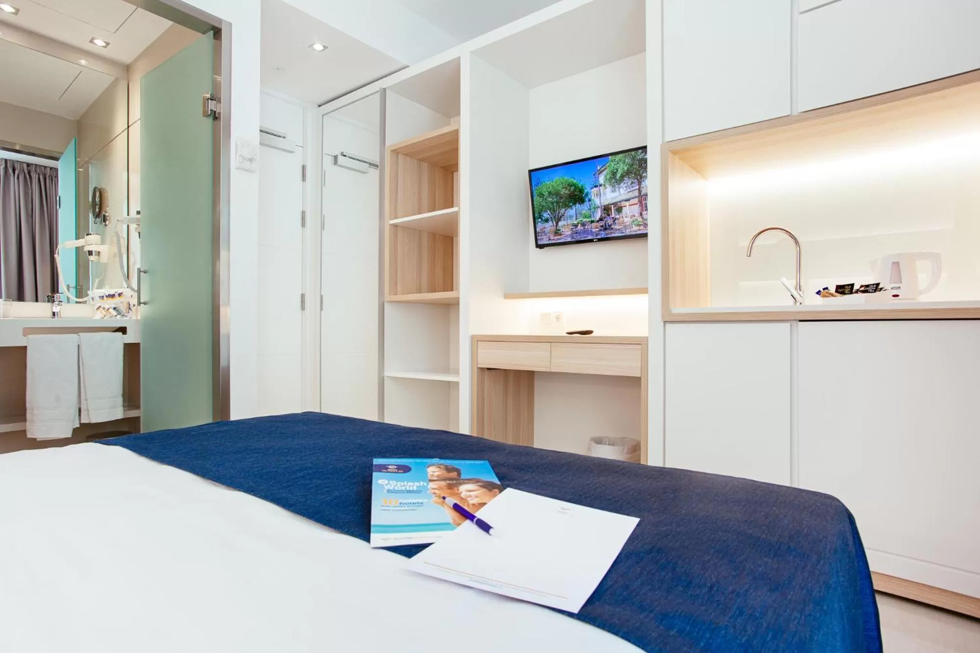 Double Room Plus in Globales Acis y Galatea