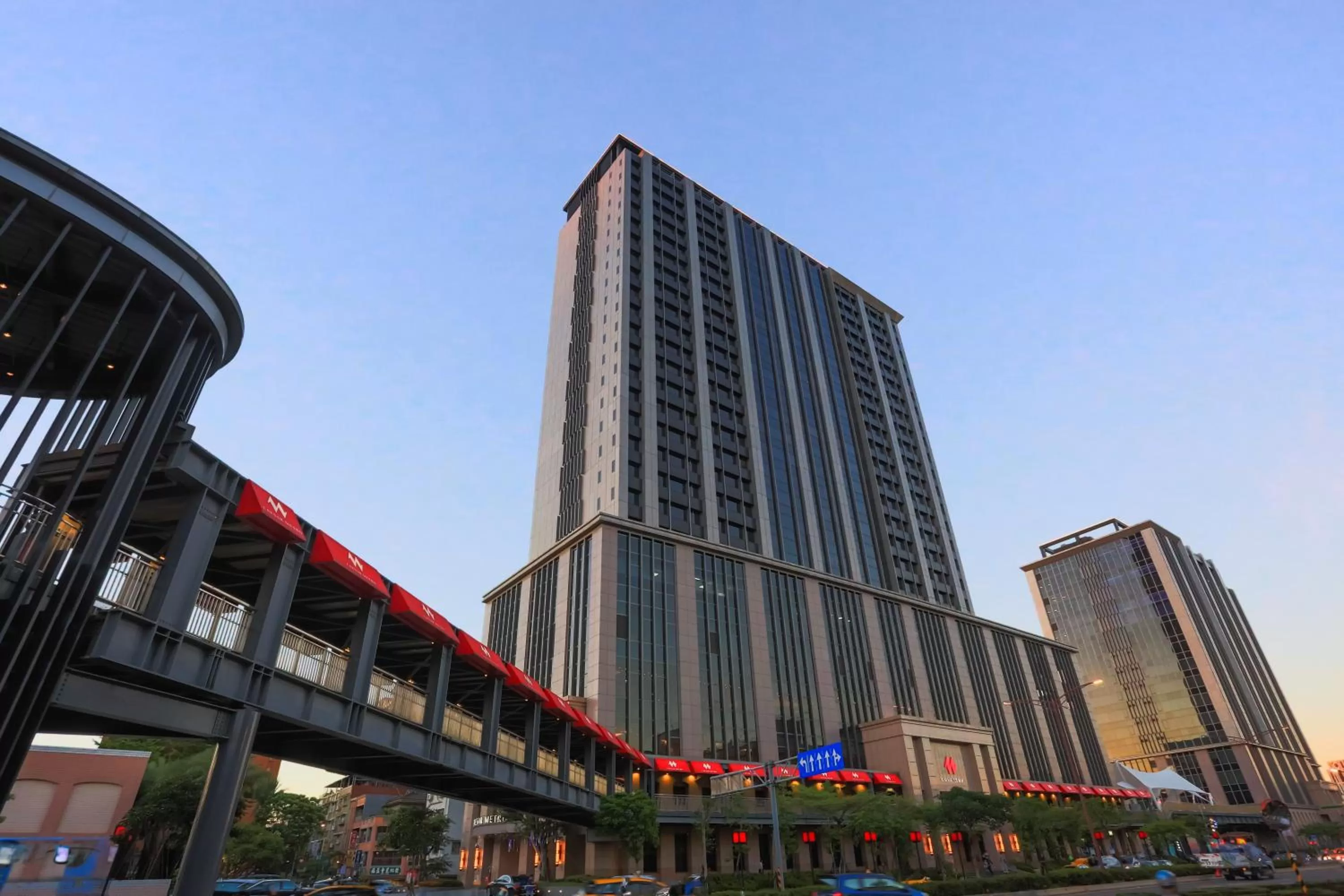 Facade/entrance in Caesar Metro Taipei