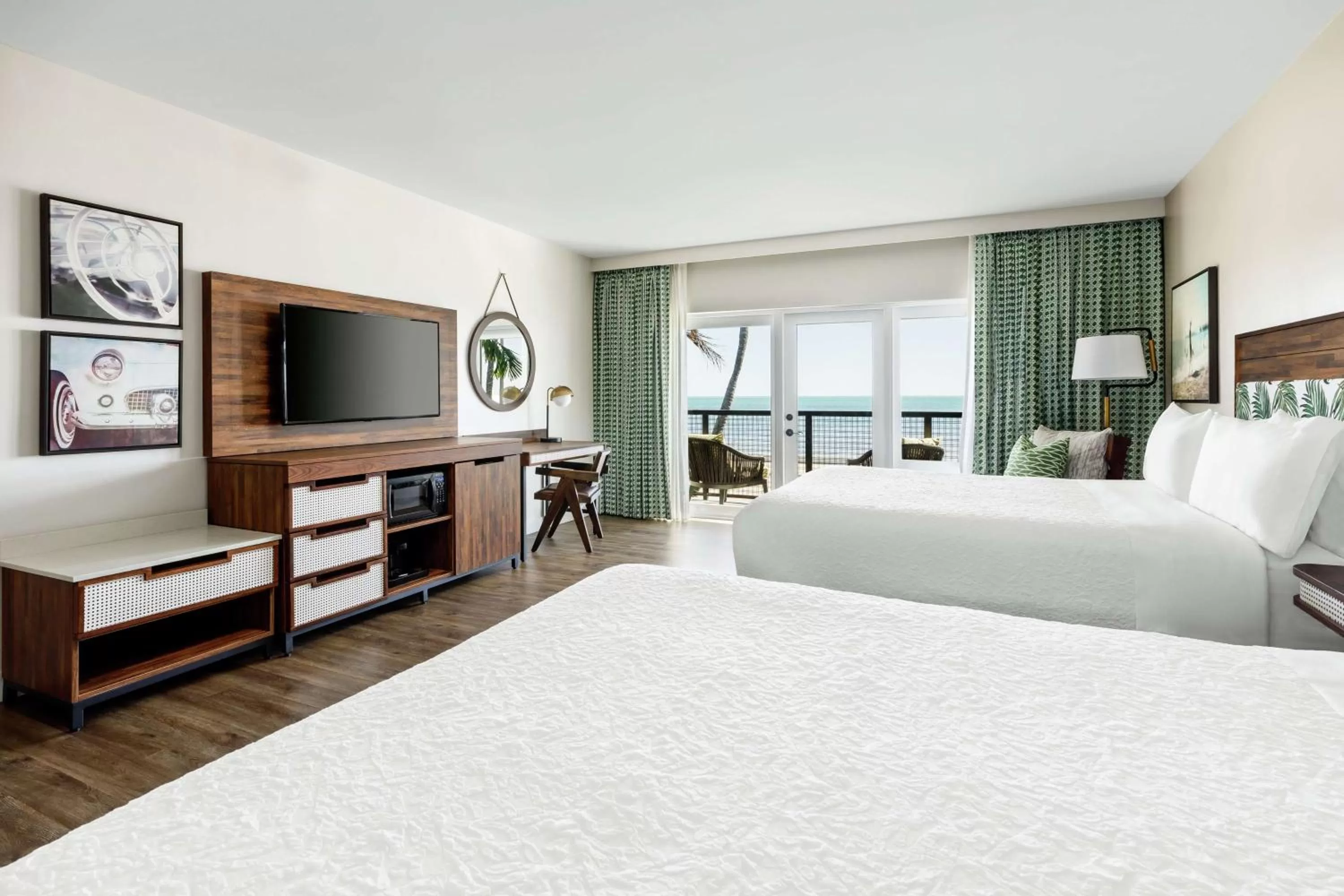 Bedroom, Bed in Hampton Inn Key West FL