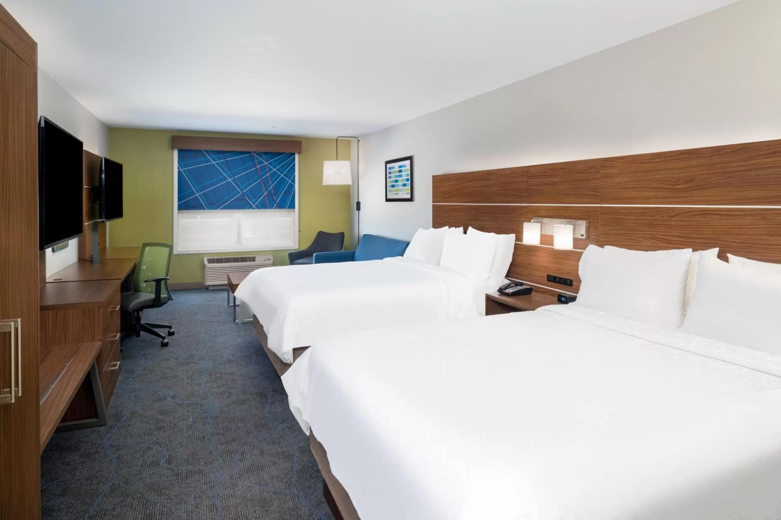 Queen Suite with Two Queen Beds and Sofa Bed in Holiday Inn Express & Suites - Dahlonega - University Area by IHG