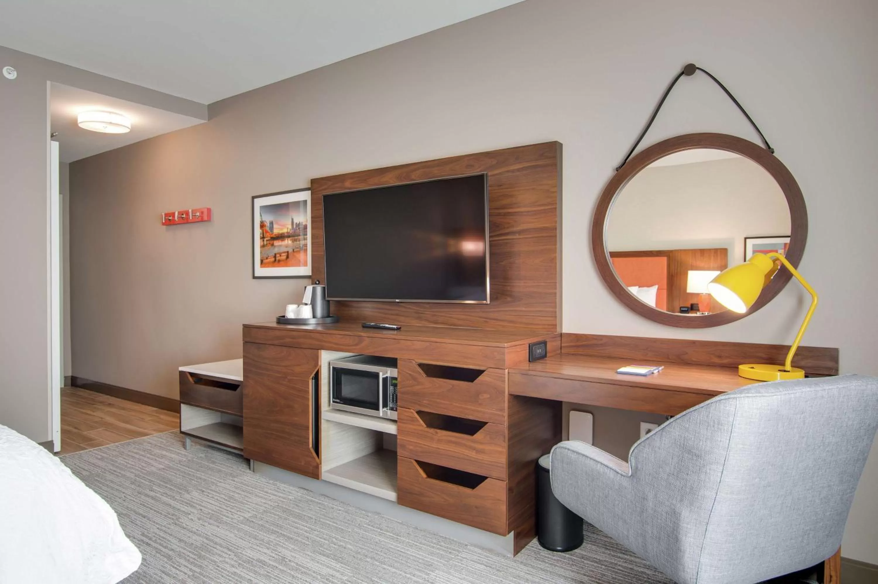 King Room in Hampton Inn & Suites by Hilton Nashville North Skyline