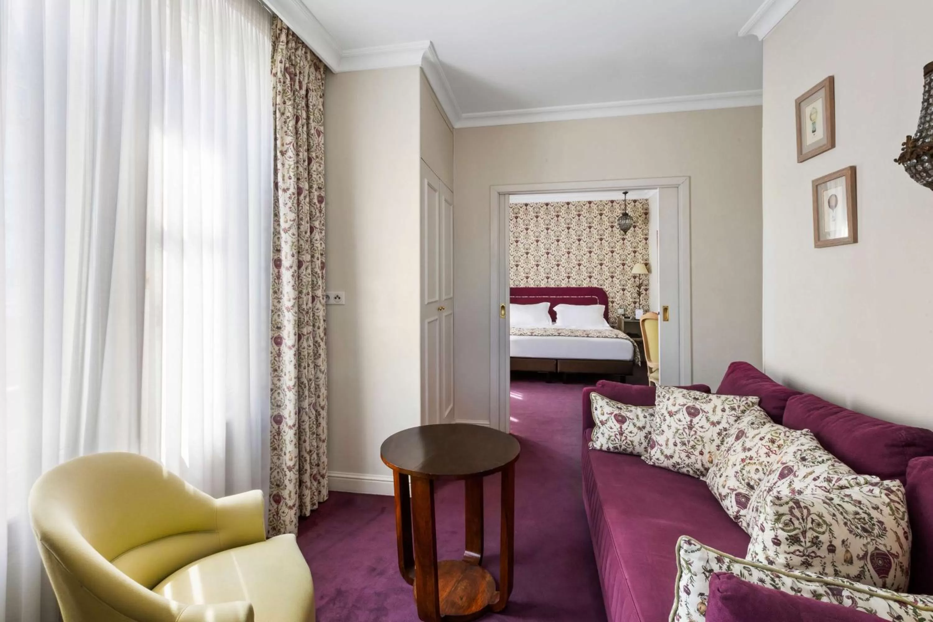 One Bedroom King Suite with Sofa Bed in Best Western Plus Hotel Villa D'est