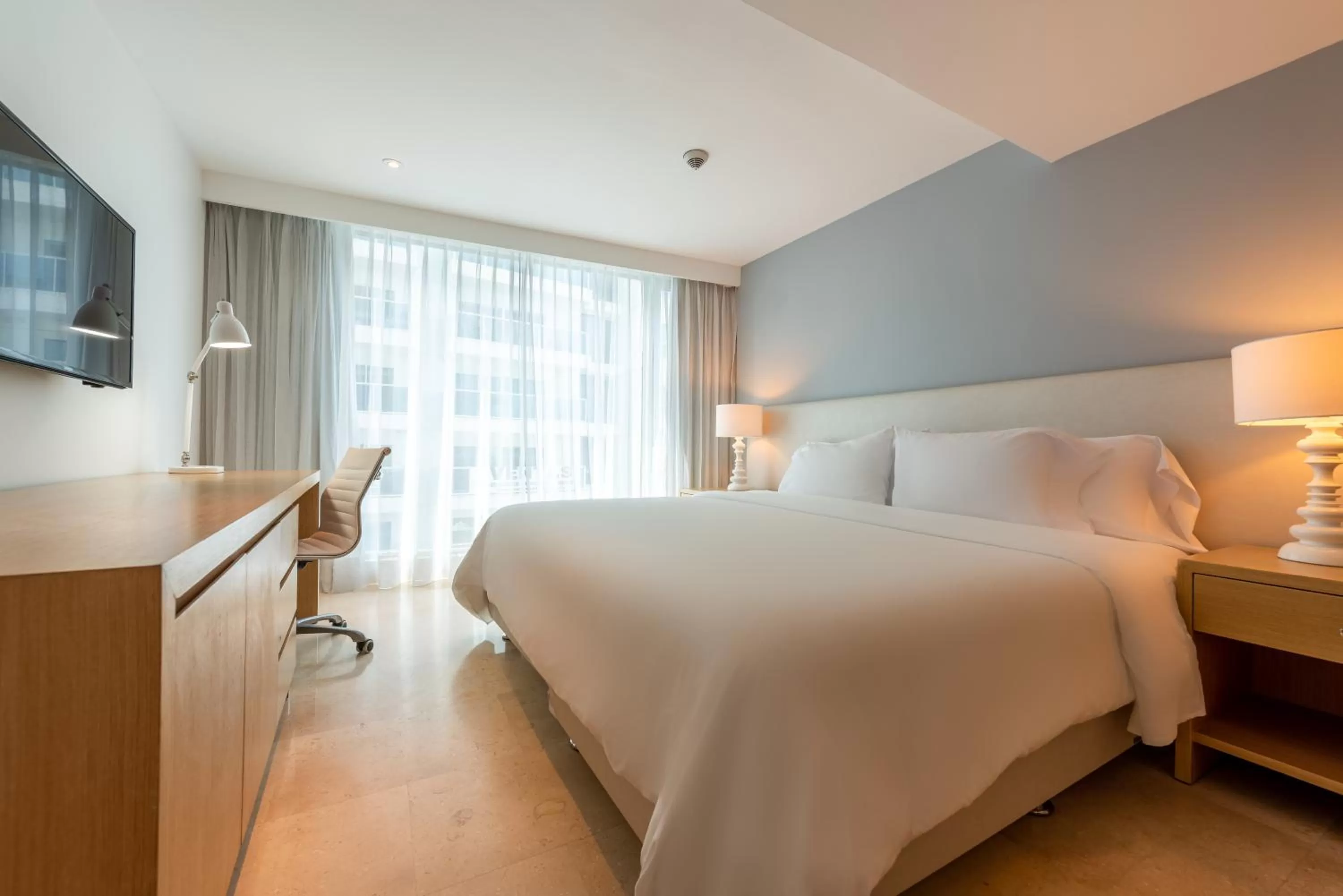 King Studio Suite in Radisson Cartagena Ocean Pavillion Hotel