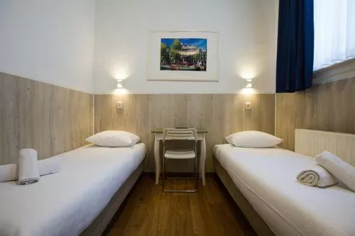 Small Twin Room in Hotel Titus City Centre