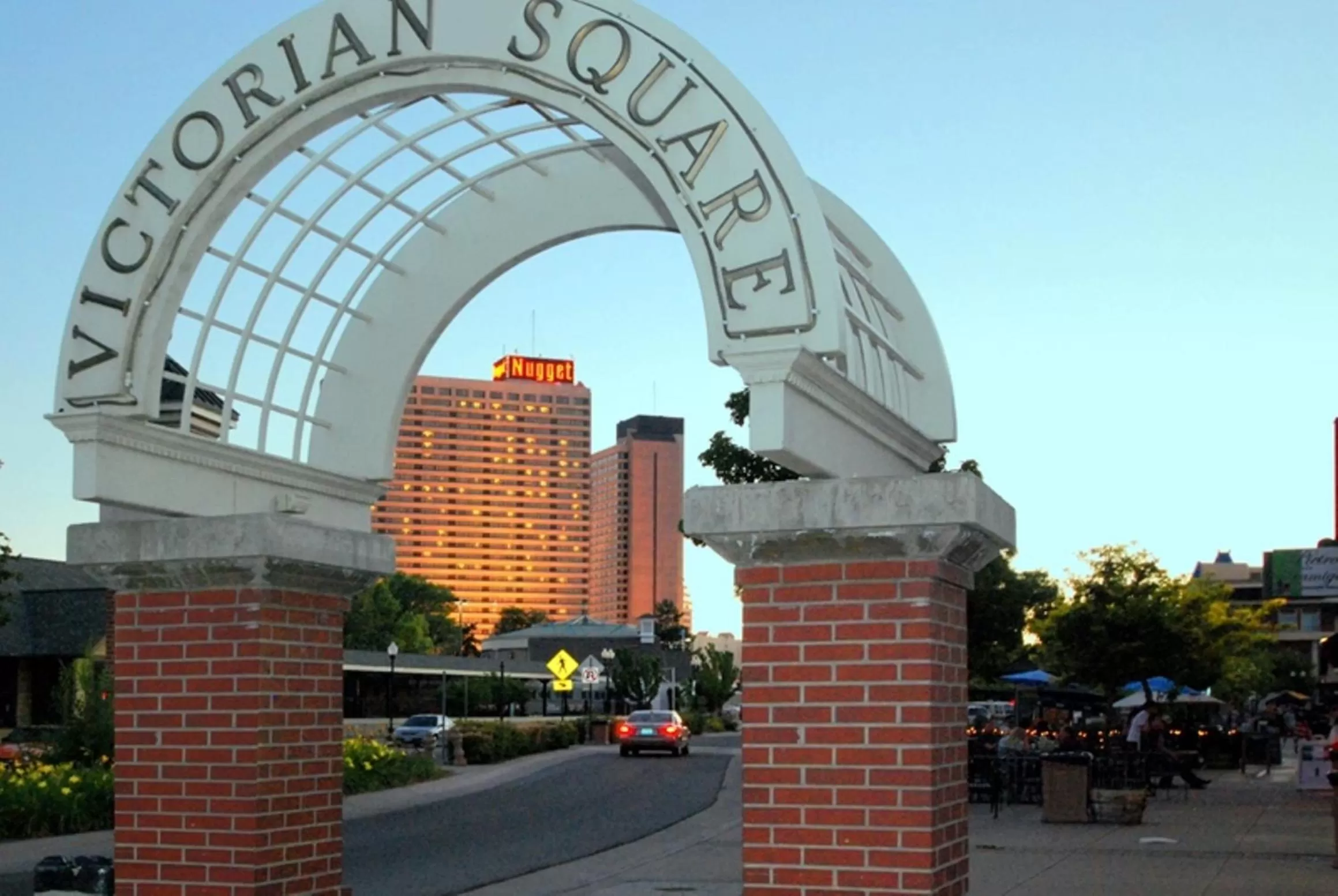 Deluxe Petite Suite in Nugget Casino Resort