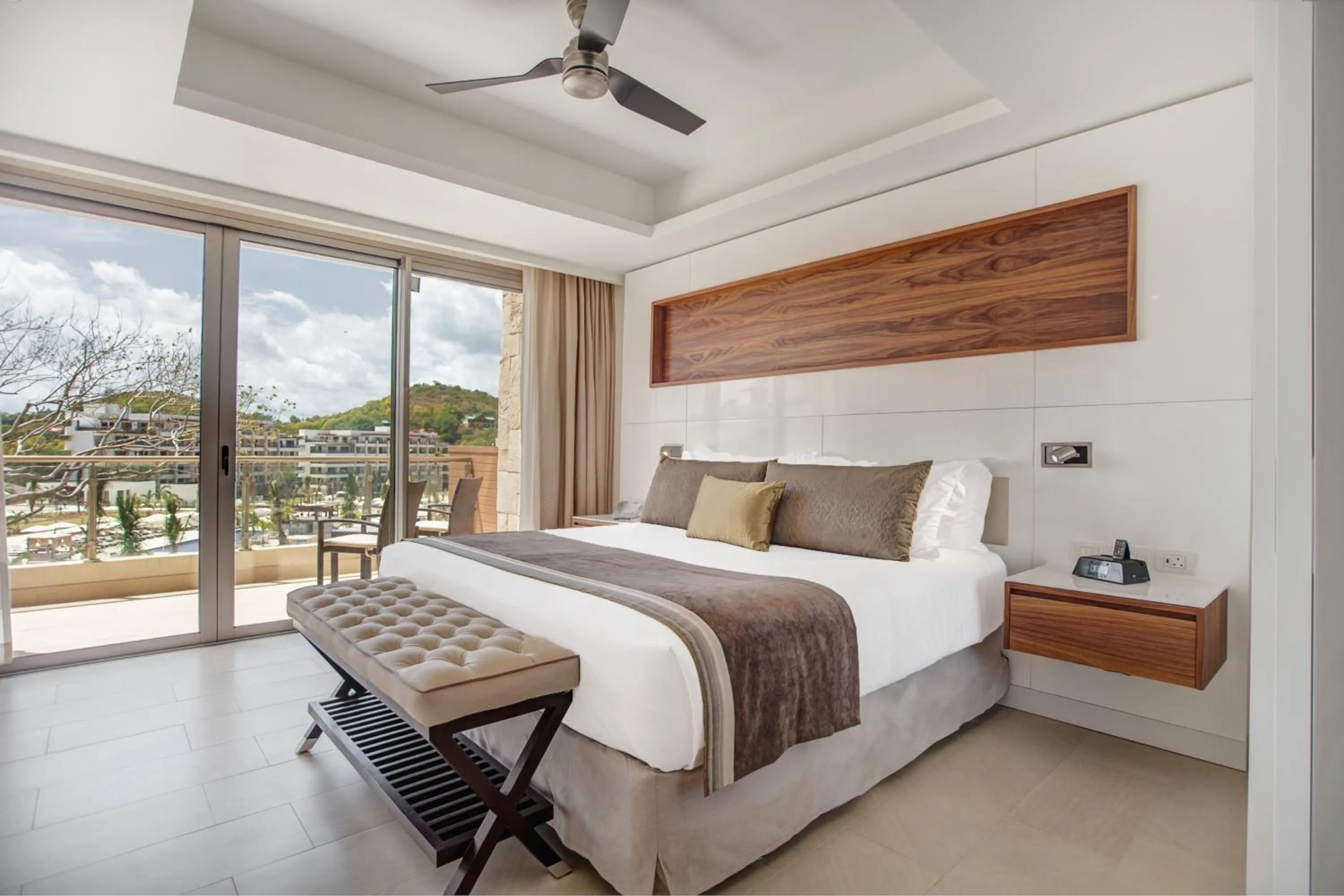 Luxury Junior Suite Ocean View - single occupancy in Royalton Saint Lucia, An Autograph Collection All-Inclusive Resort